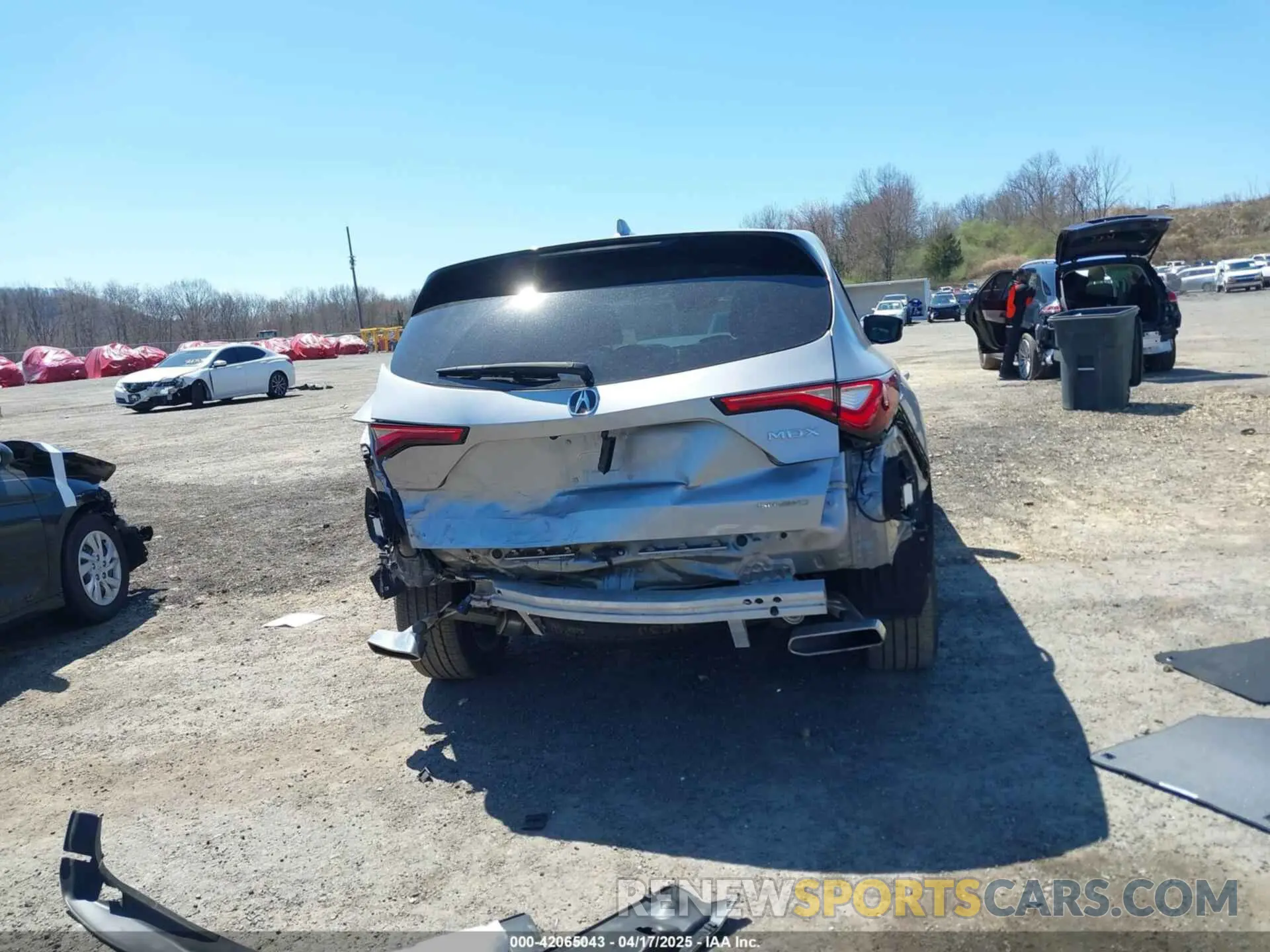 17 fotografías del automóvil dañado 5J8YE1H41RL001186 ACURA MDX 2024