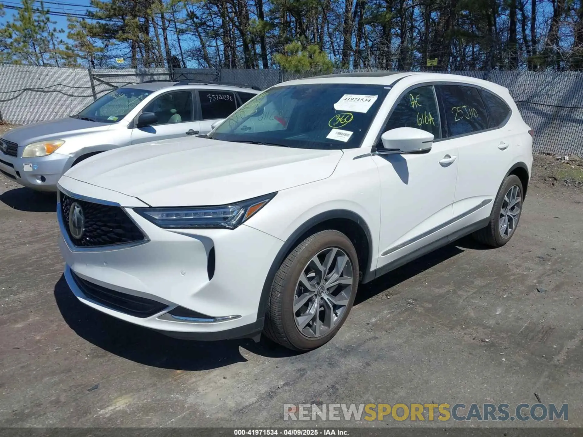 2 fotografías del automóvil dañado 5J8YE1H46RL020512 ACURA MDX 2024