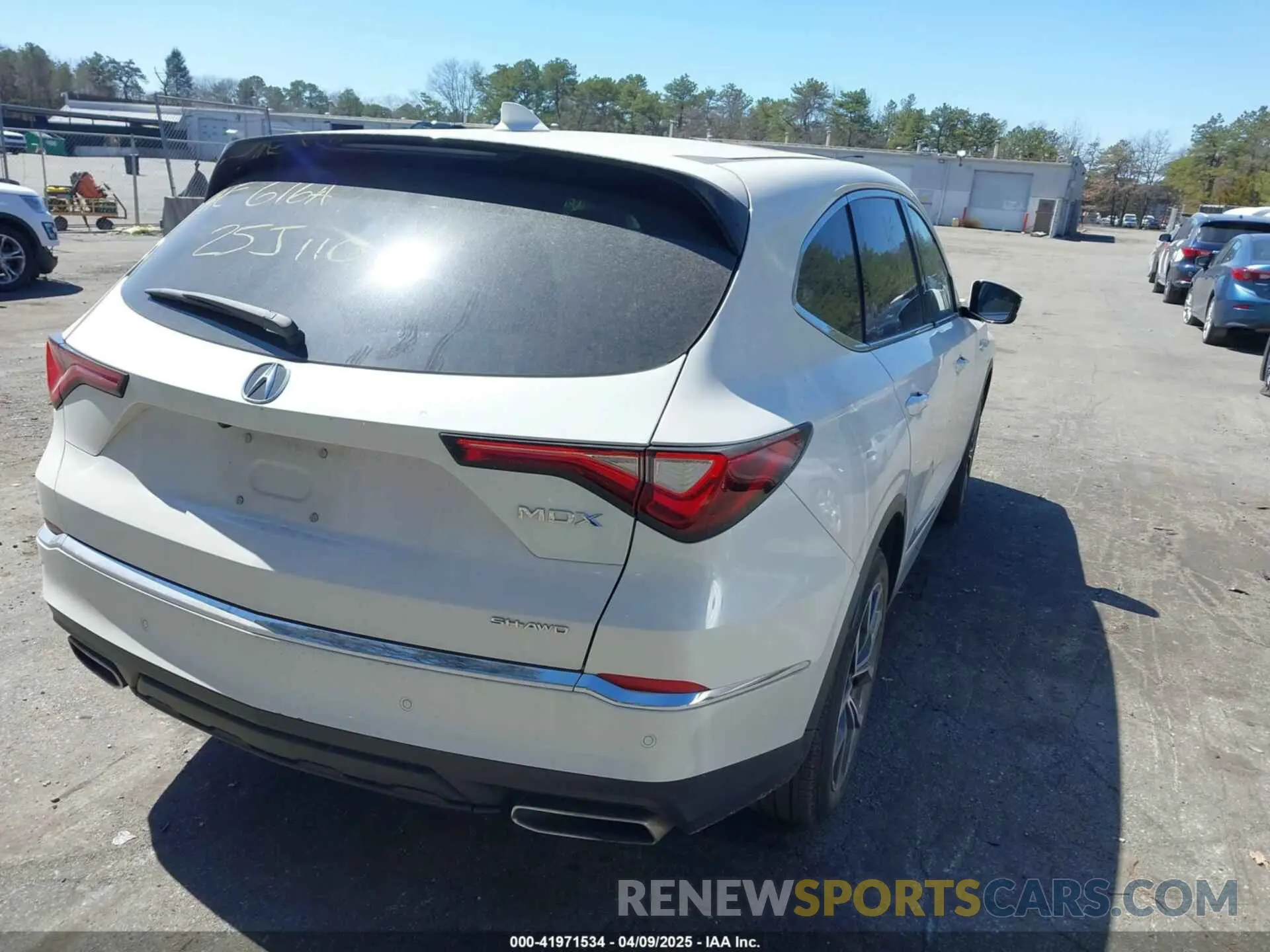 4 fotografías del automóvil dañado 5J8YE1H46RL020512 ACURA MDX 2024