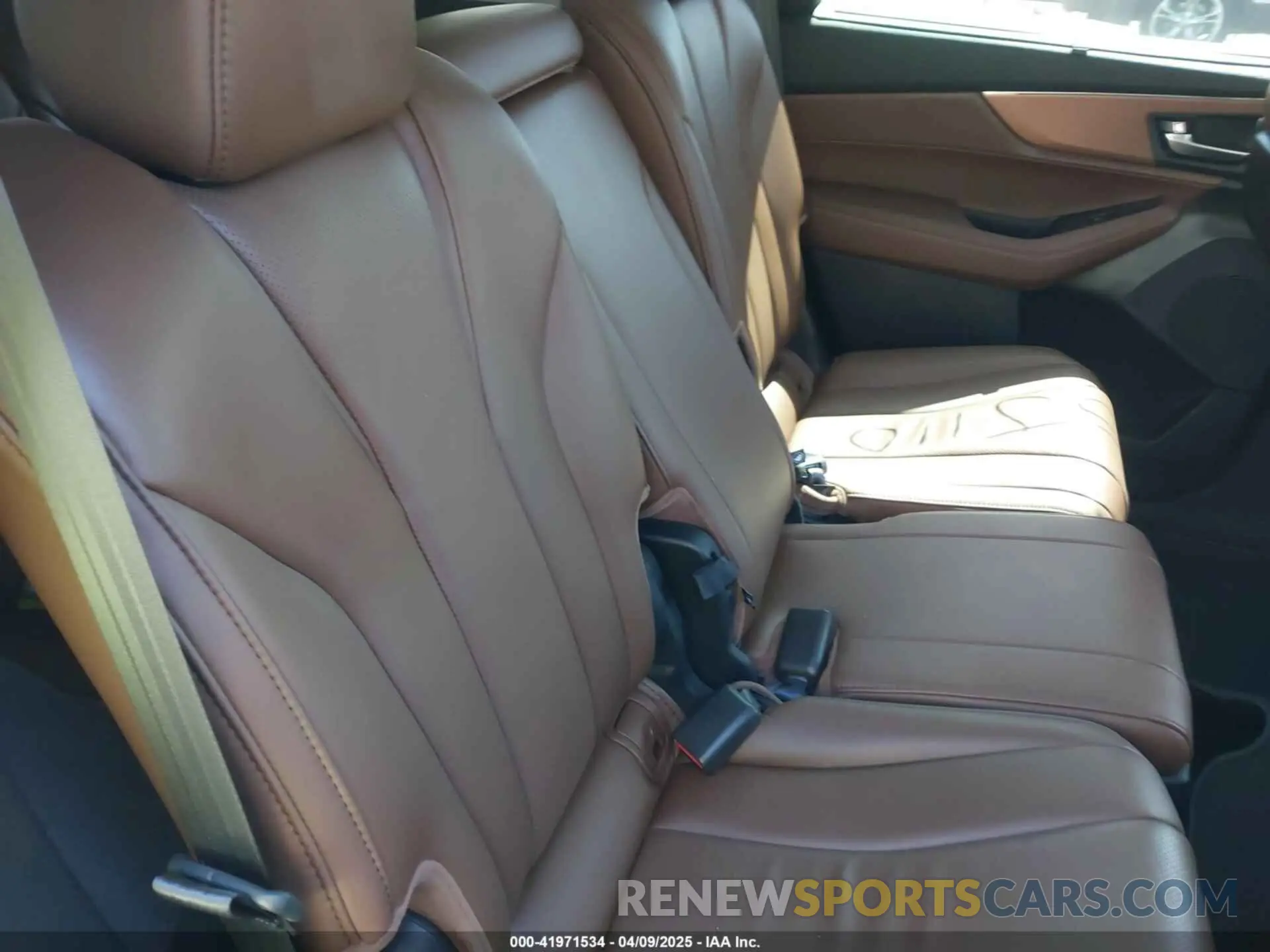 8 fotografías del automóvil dañado 5J8YE1H46RL020512 ACURA MDX 2024