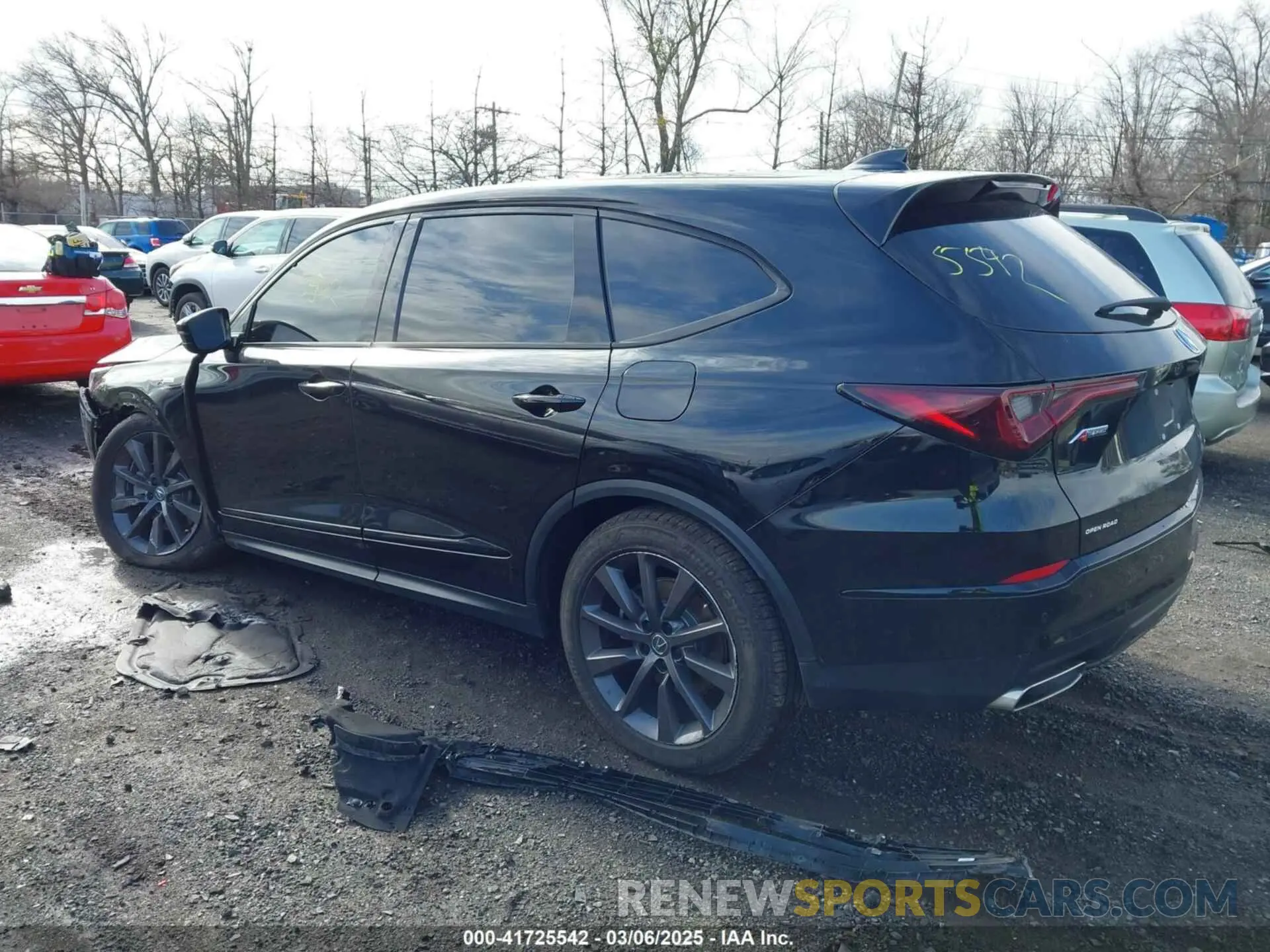 3 fotografías del automóvil dañado 5J8YE1H07SL000336 ACURA MDX 2025