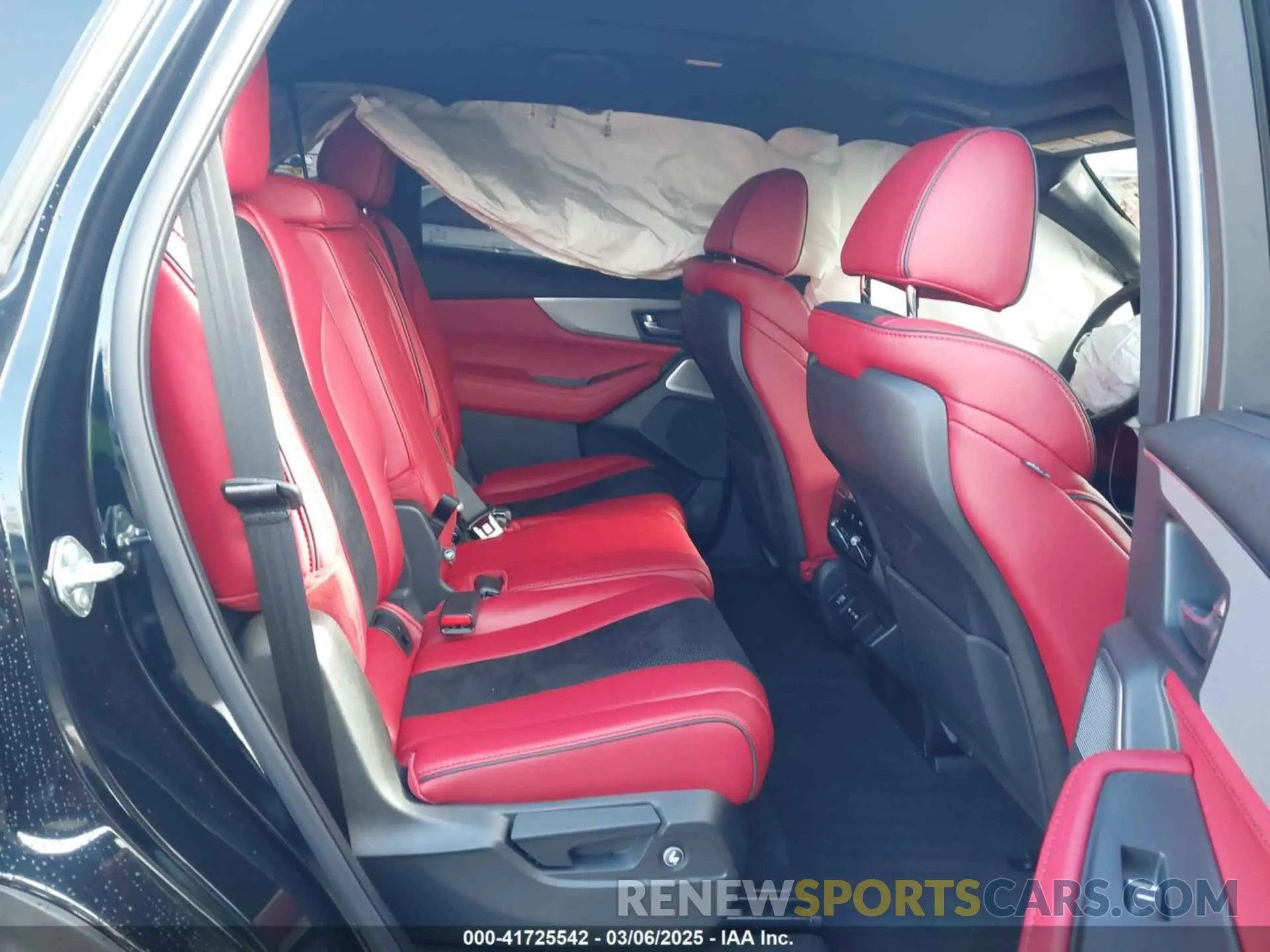 8 fotografías del automóvil dañado 5J8YE1H07SL000336 ACURA MDX 2025