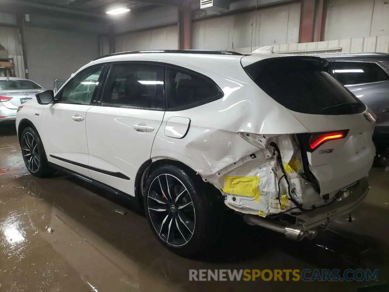 2 fotografías del automóvil dañado 5J8YD8H82NL003036 ACURA MDX TYPE S 2022