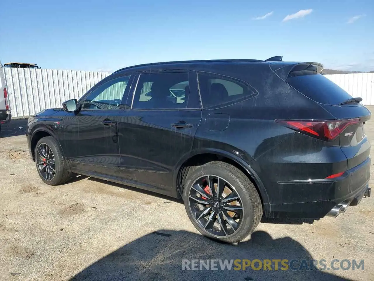 2 fotografías del automóvil dañado 5J8YD8H82PL001130 ACURA MDX TYPE S 2023