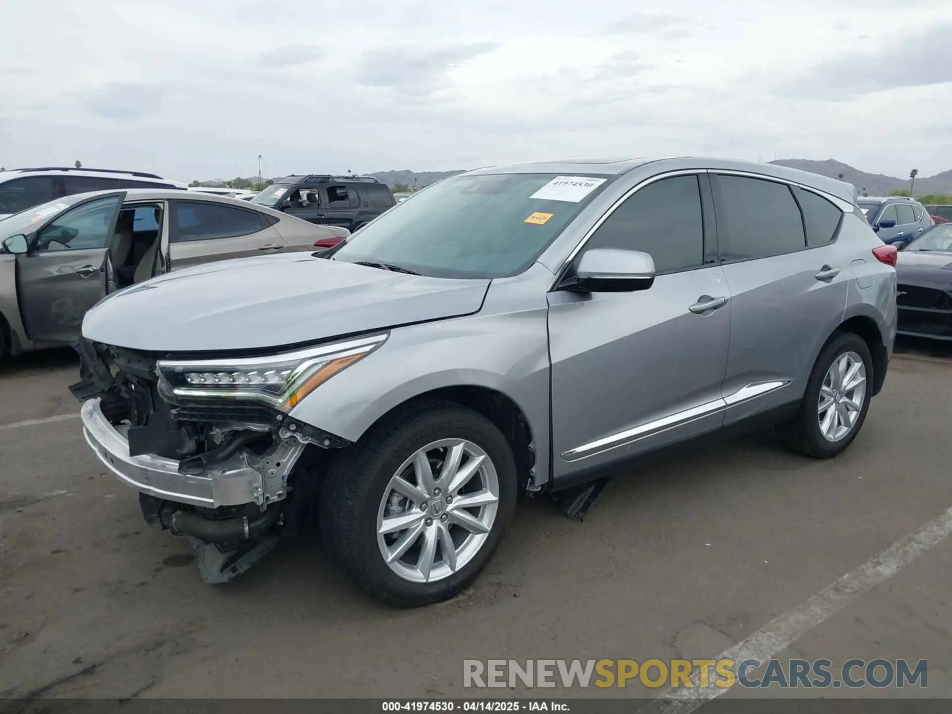 2 fotografías del automóvil dañado 5J8TC1H33KL014325 ACURA RDX 2019