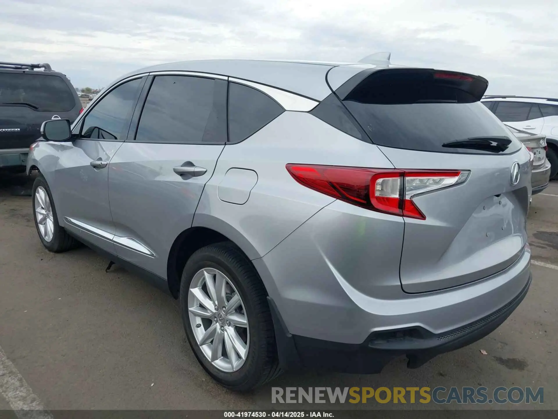 3 fotografías del automóvil dañado 5J8TC1H33KL014325 ACURA RDX 2019