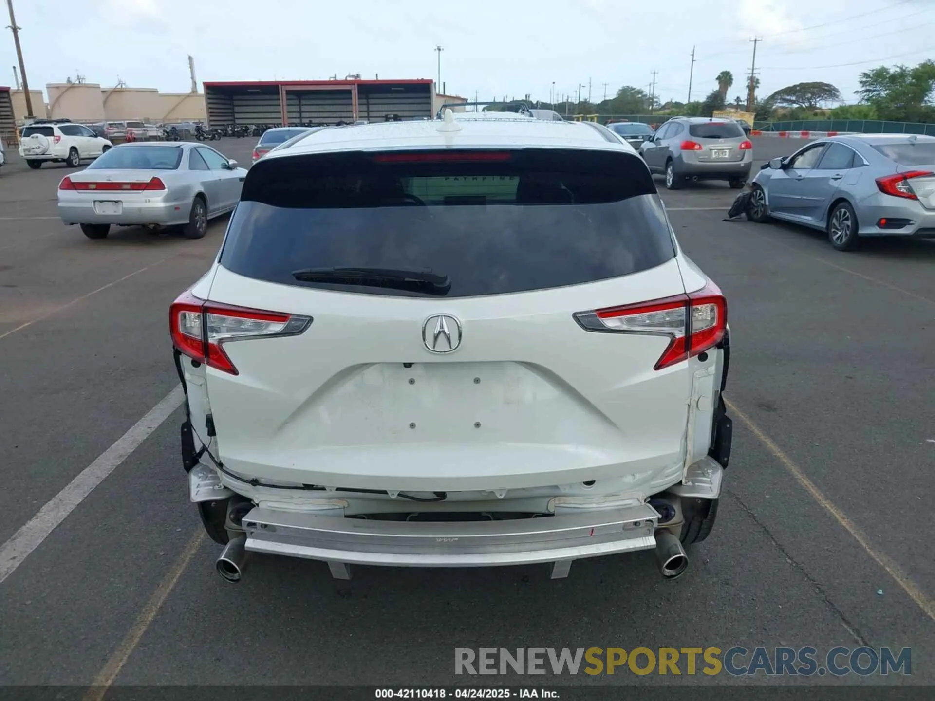 17 fotografías del automóvil dañado 5J8TC1H34KL013541 ACURA RDX 2019