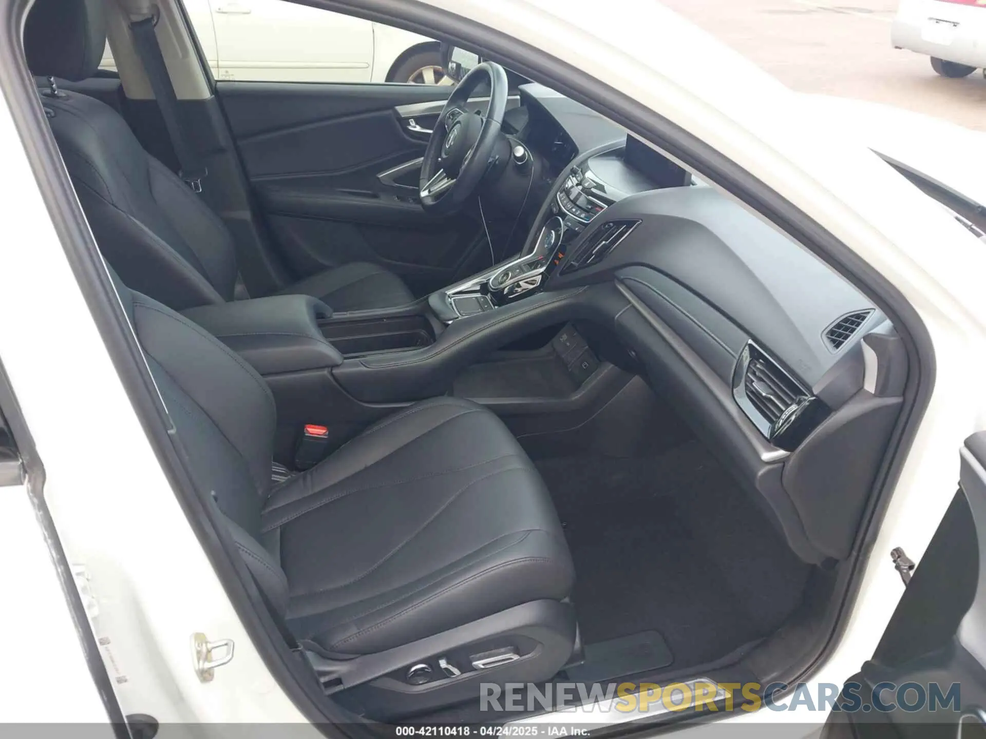 5 fotografías del automóvil dañado 5J8TC1H34KL013541 ACURA RDX 2019