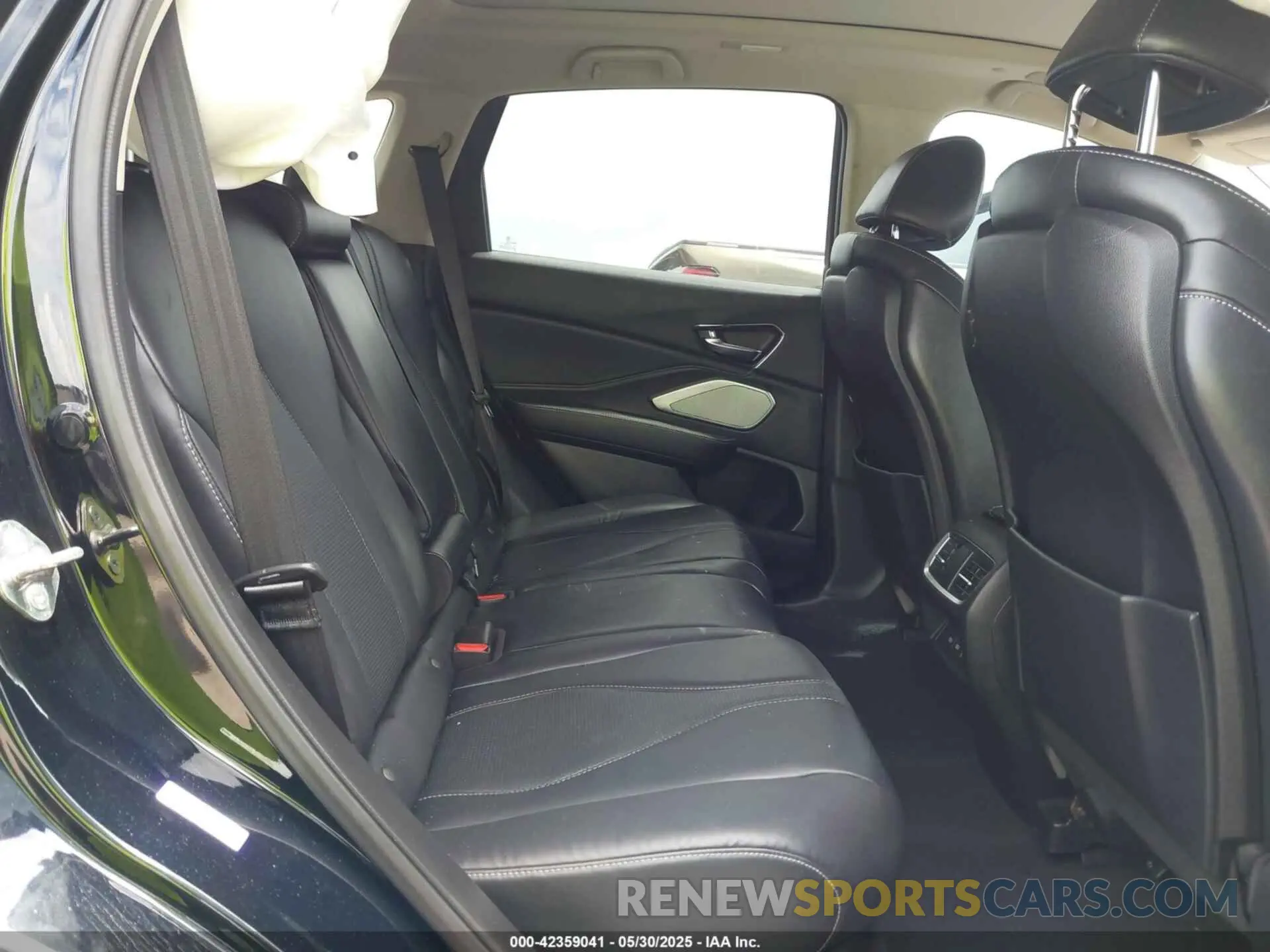 8 fotografías del automóvil dañado 5J8TC1H53KL006422 ACURA RDX 2019