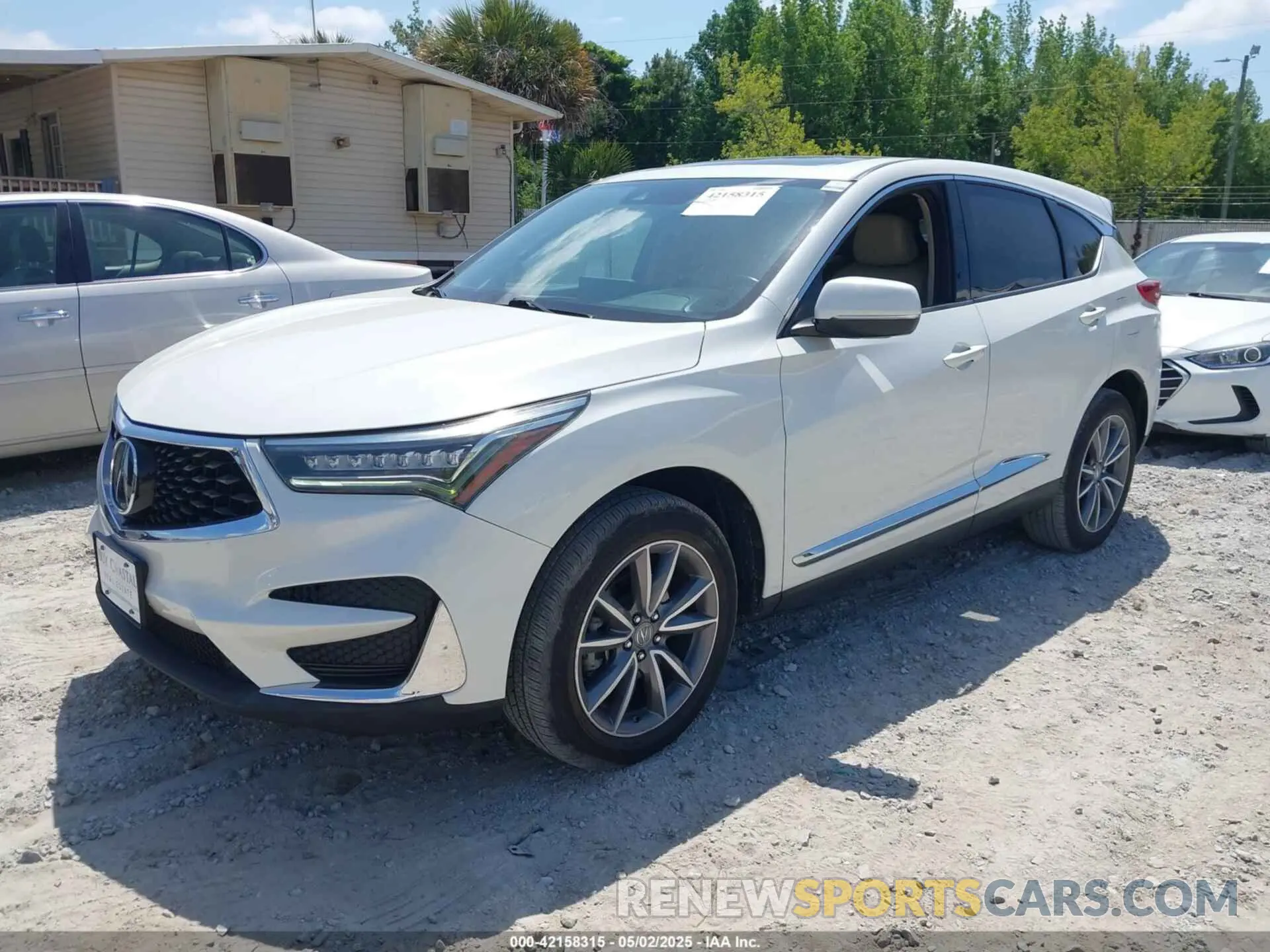 2 fotografías del automóvil dañado 5J8TC1H53KL007506 ACURA RDX 2019