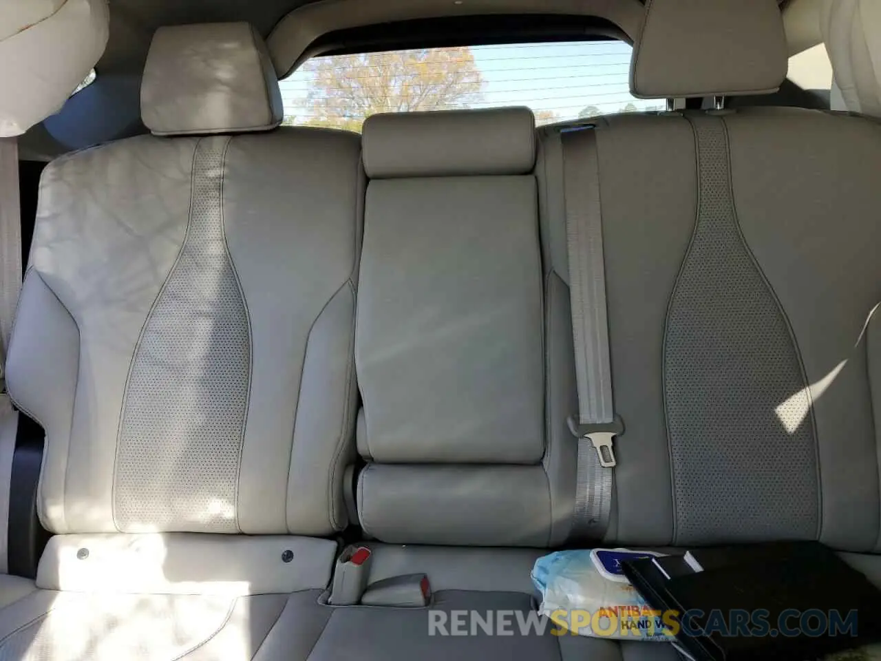 10 fotografías del automóvil dañado 5J8TC1H56KL005233 ACURA RDX 2019