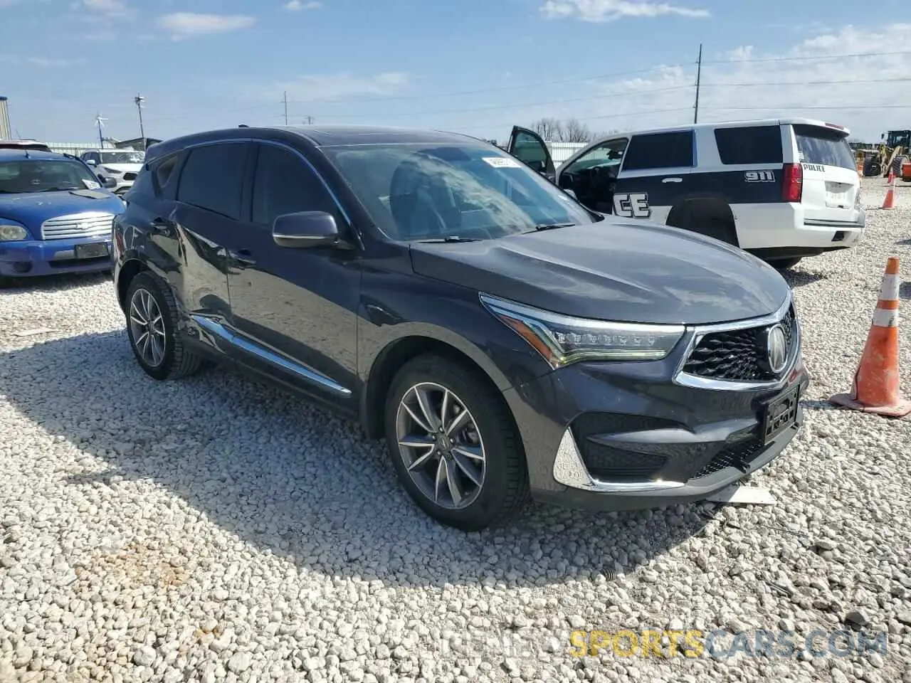 4 fotografías del automóvil dañado 5J8TC1H56KL010321 ACURA RDX 2019
