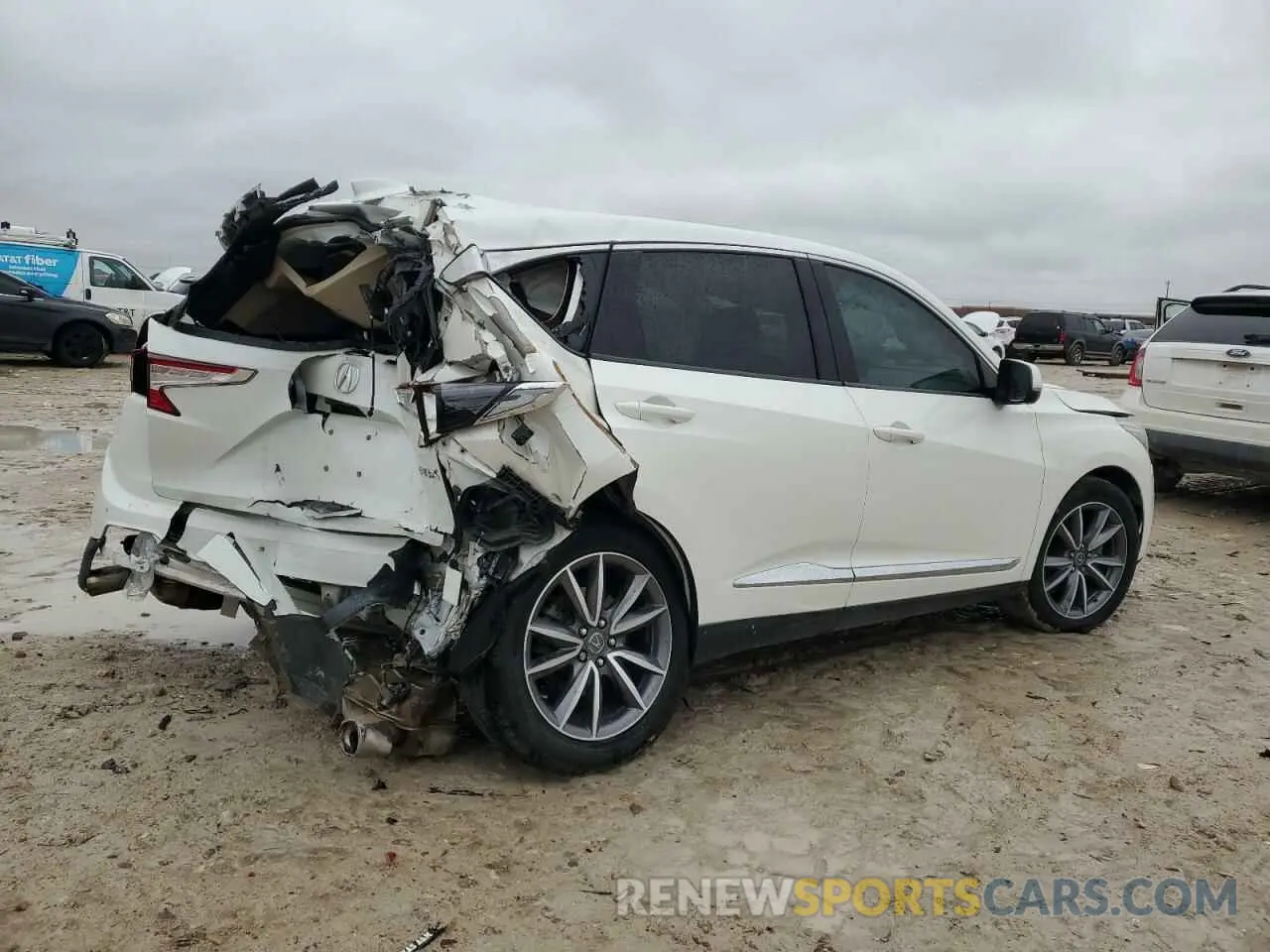 3 fotografías del automóvil dañado 5J8TC1H58KL016346 ACURA RDX 2019