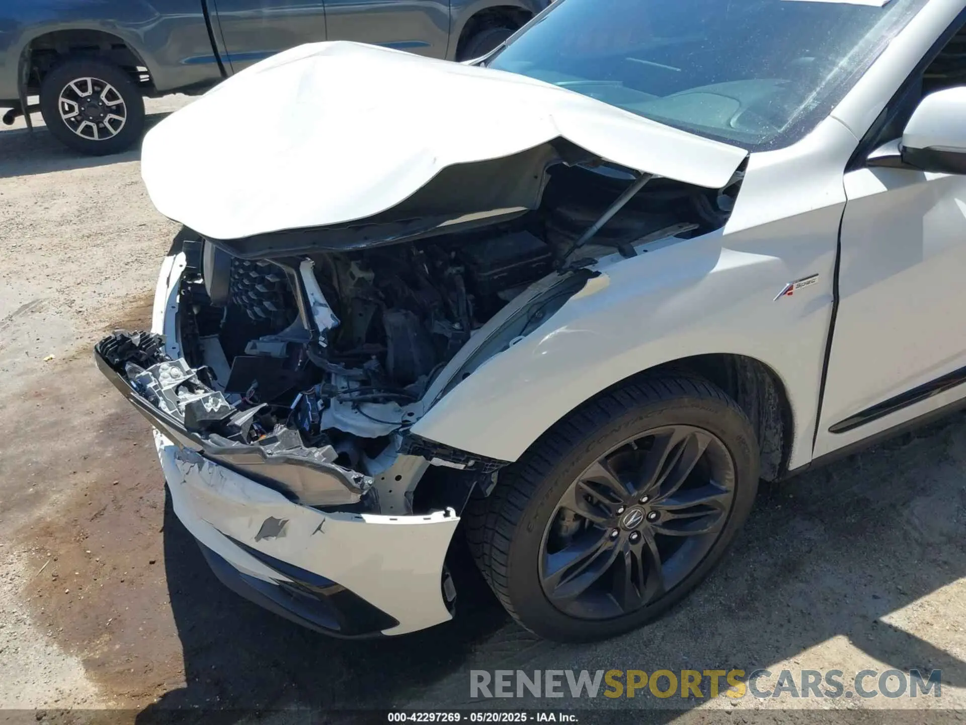 6 fotografías del automóvil dañado 5J8TC1H64KL000301 ACURA RDX 2019