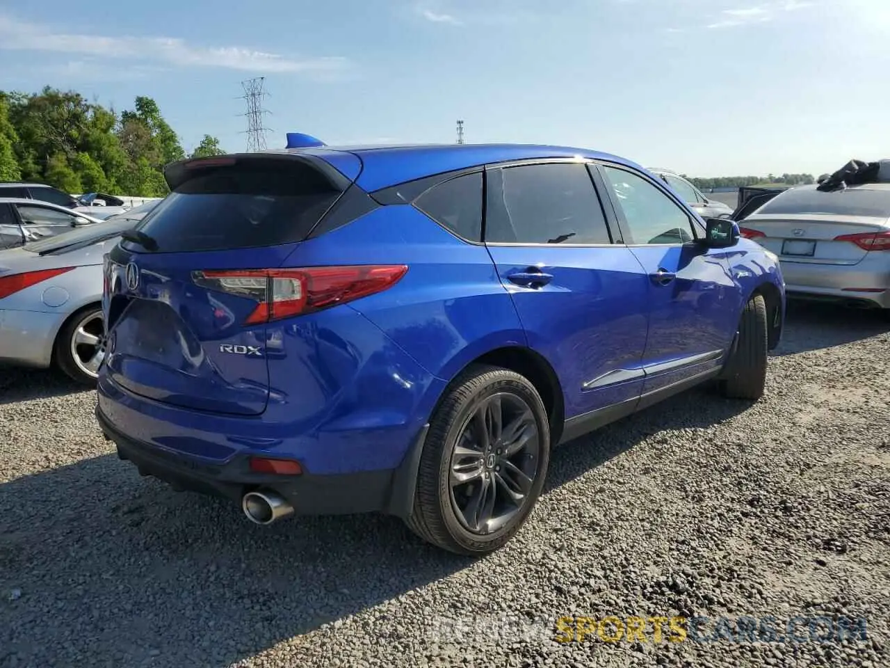 3 fotografías del automóvil dañado 5J8TC1H64KL004963 ACURA RDX 2019