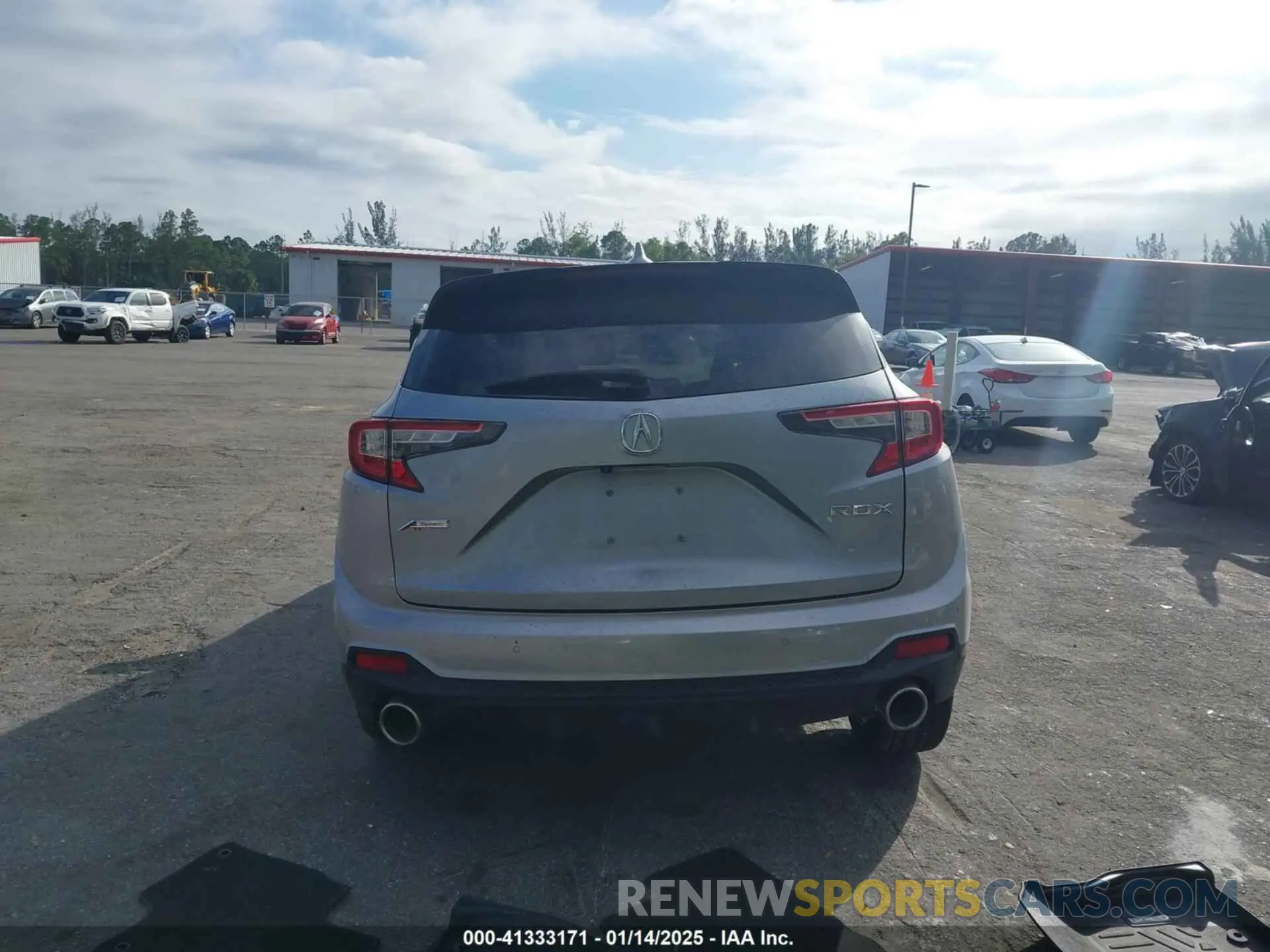 15 fotografías del automóvil dañado 5J8TC1H67KL015908 ACURA RDX 2019
