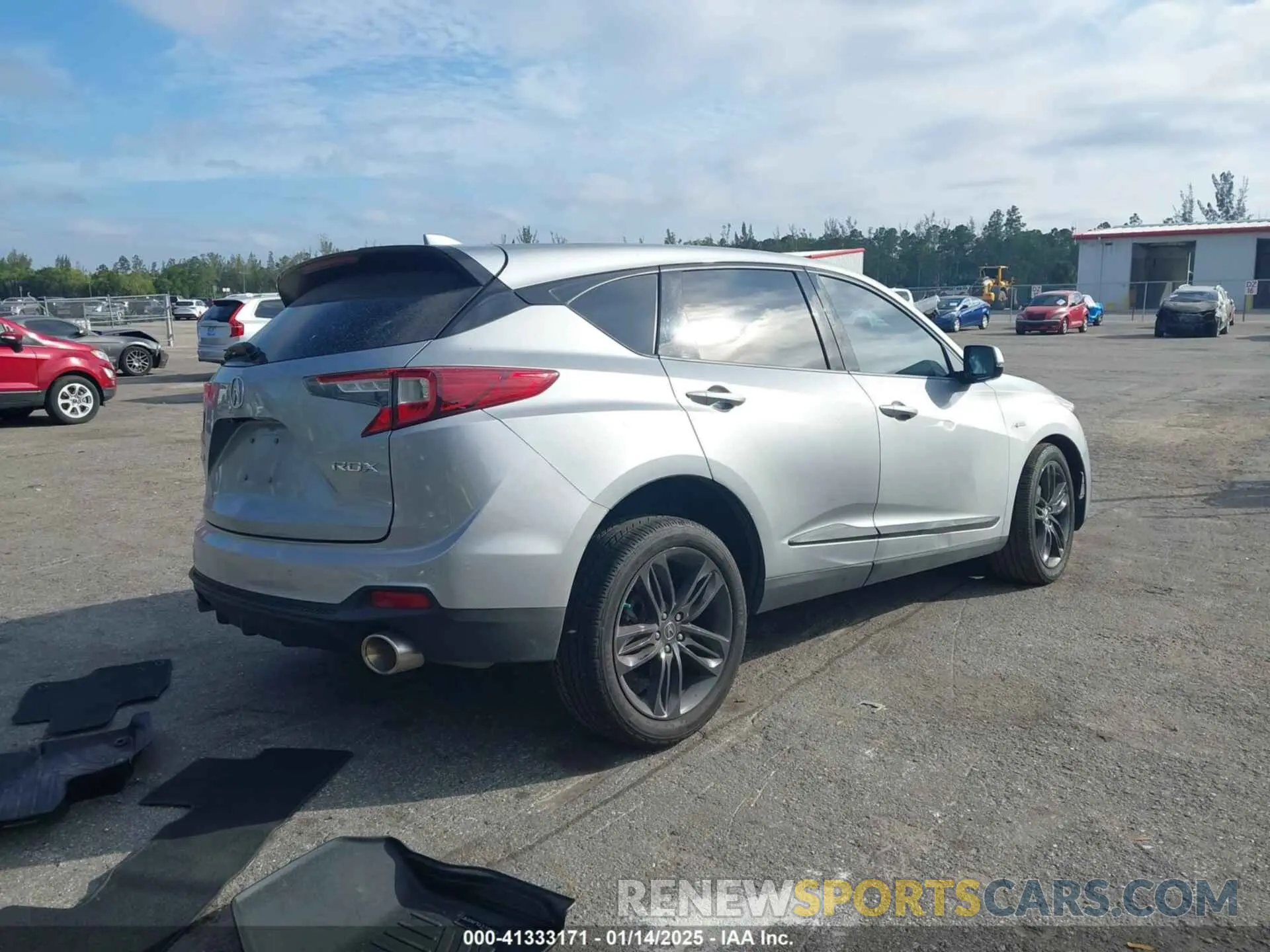 4 fotografías del automóvil dañado 5J8TC1H67KL015908 ACURA RDX 2019