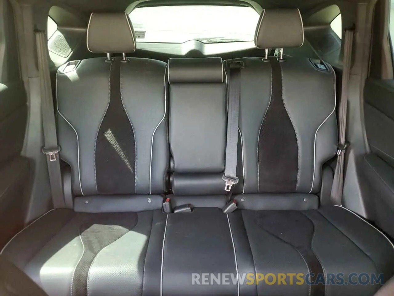 10 fotografías del automóvil dañado 5J8TC1H67KL017934 ACURA RDX 2019