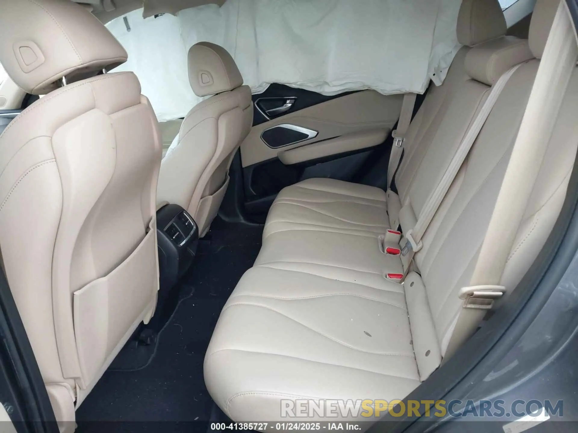 8 fotografías del automóvil dañado 5J8TC2H32KL012782 ACURA RDX 2019