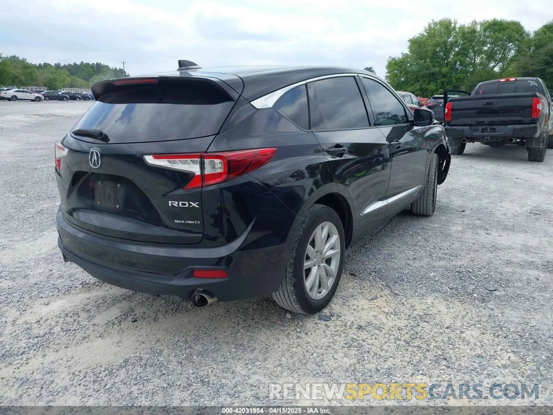 4 fotografías del automóvil dañado 5J8TC2H34KL043662 ACURA RDX 2019