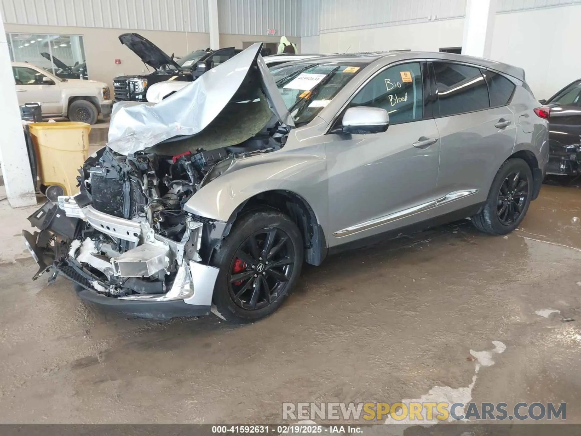 2 fotografías del automóvil dañado 5J8TC2H38KL028064 ACURA RDX 2019