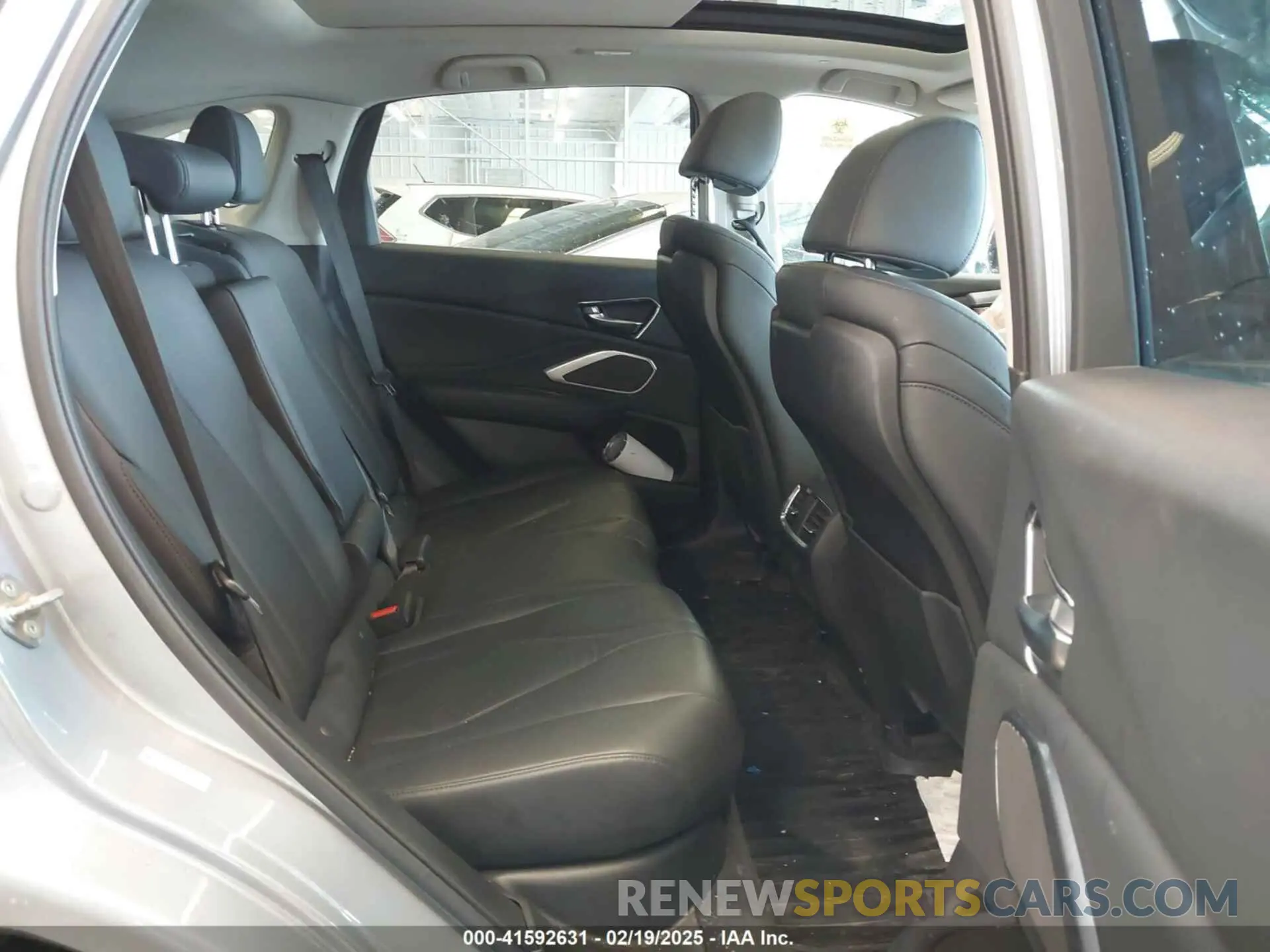 8 fotografías del automóvil dañado 5J8TC2H38KL028064 ACURA RDX 2019