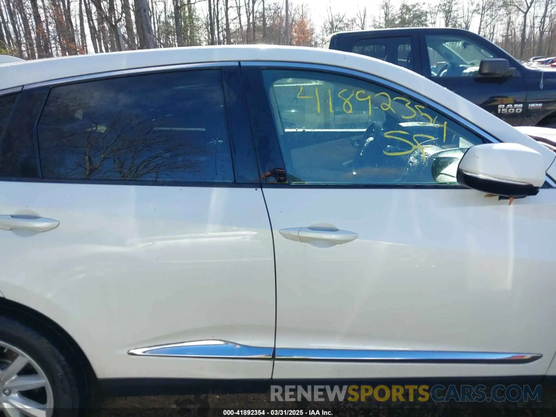 12 fotografías del automóvil dañado 5J8TC2H3XKL038353 ACURA RDX 2019
