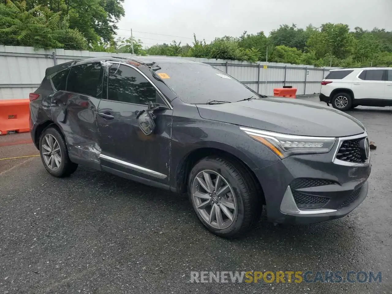 4 fotografías del automóvil dañado 5J8TC2H56KL000961 ACURA RDX 2019