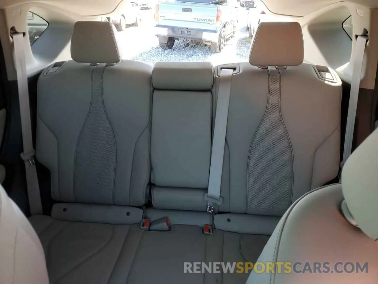10 fotografías del automóvil dañado 5J8TC2H58KL011136 ACURA RDX 2019