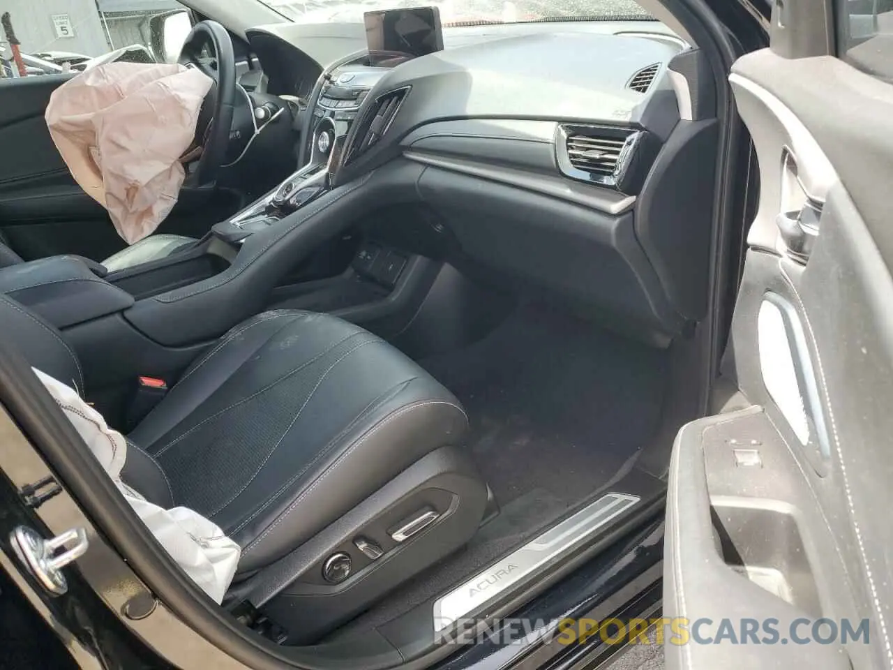 8 fotografías del automóvil dañado 5J8TC2H5XKL010747 ACURA RDX 2019