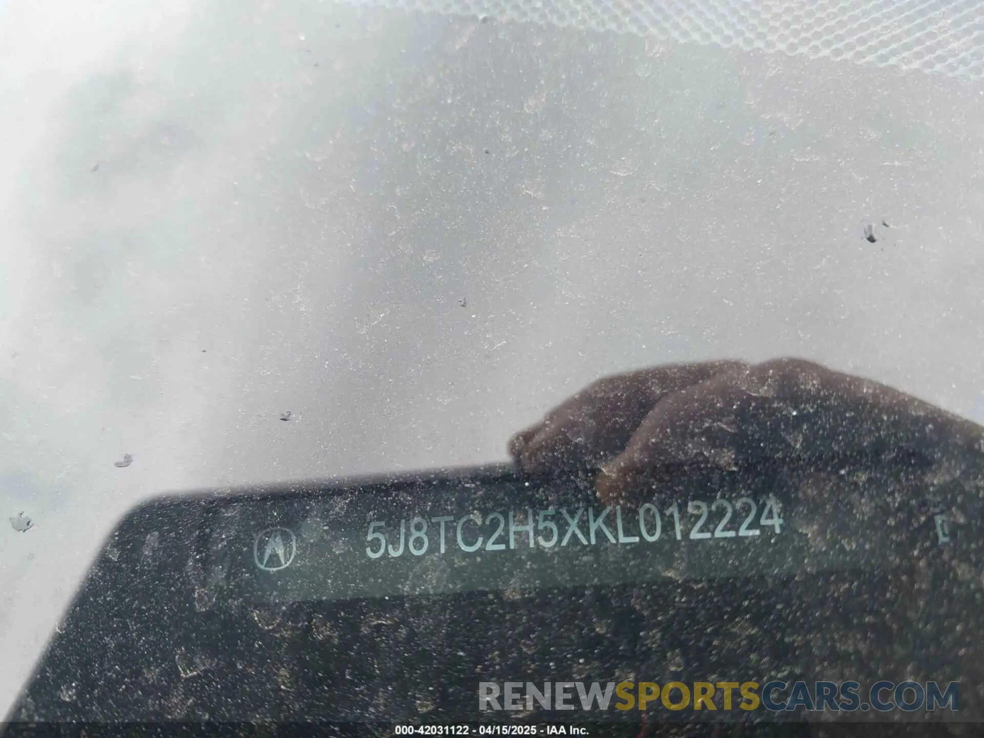 9 fotografías del automóvil dañado 5J8TC2H5XKL012224 ACURA RDX 2019