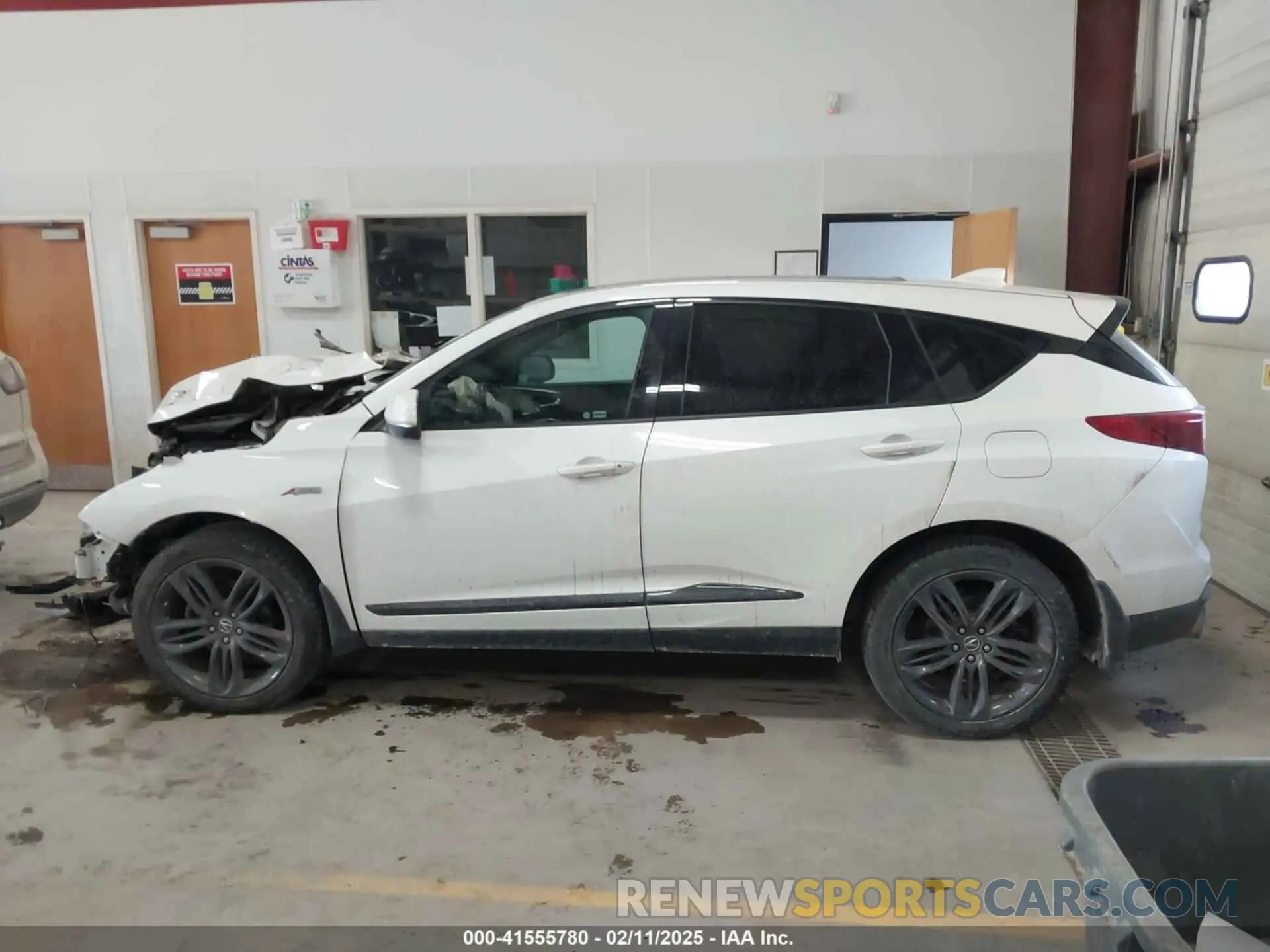 15 fotografías del automóvil dañado 5J8TC2H64KL800117 ACURA RDX 2019