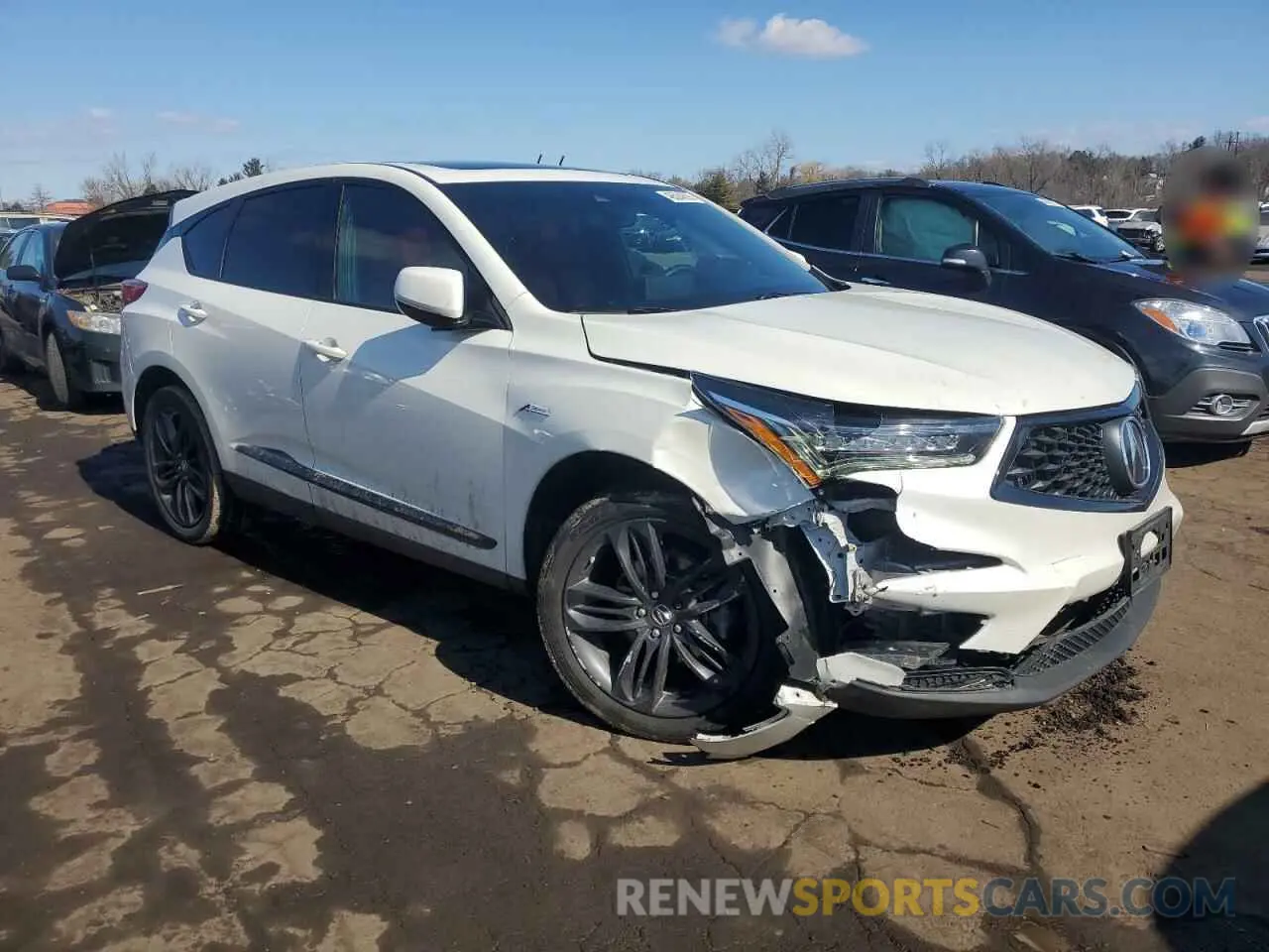 4 fotografías del automóvil dañado 5J8TC2H68KL016975 ACURA RDX 2019