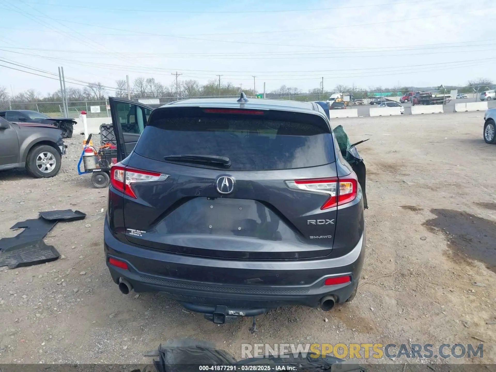 17 fotografías del automóvil dañado 5J8TC2H79KL039691 ACURA RDX 2019