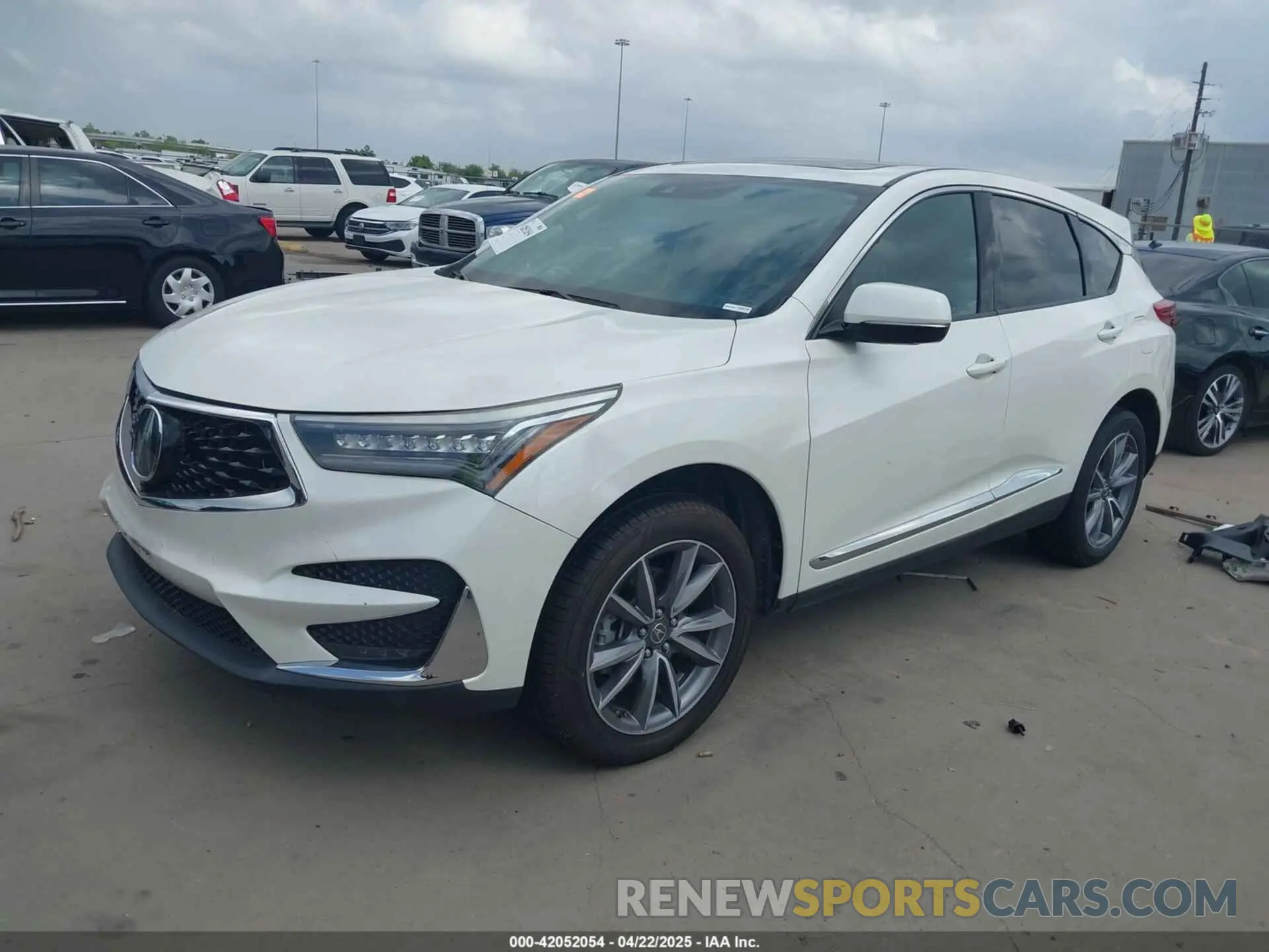 2 fotografías del automóvil dañado 5J8TC2H7XKL018039 ACURA RDX 2019