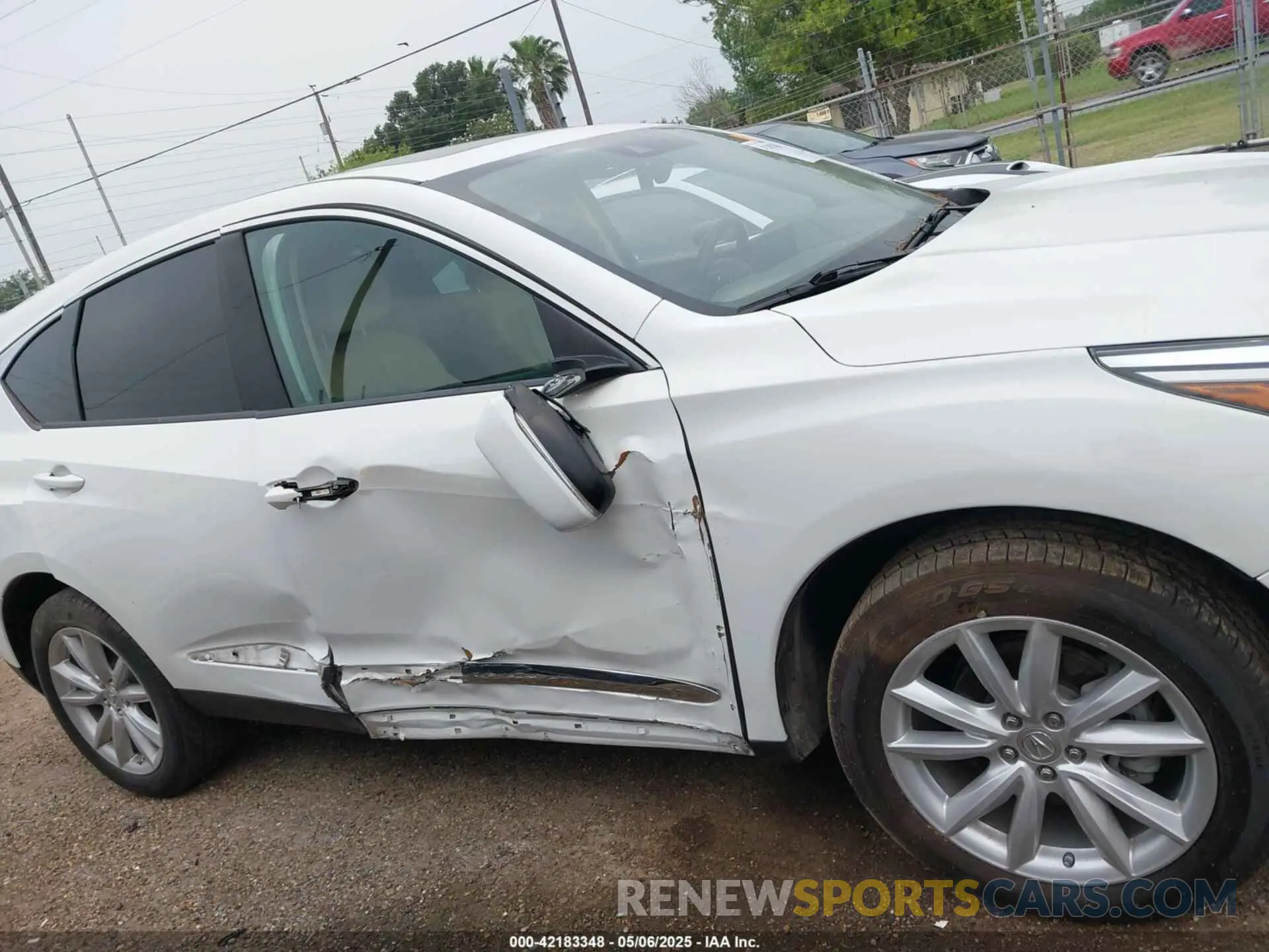 13 fotografías del automóvil dañado 5J8TC1H36LL008326 ACURA RDX 2020