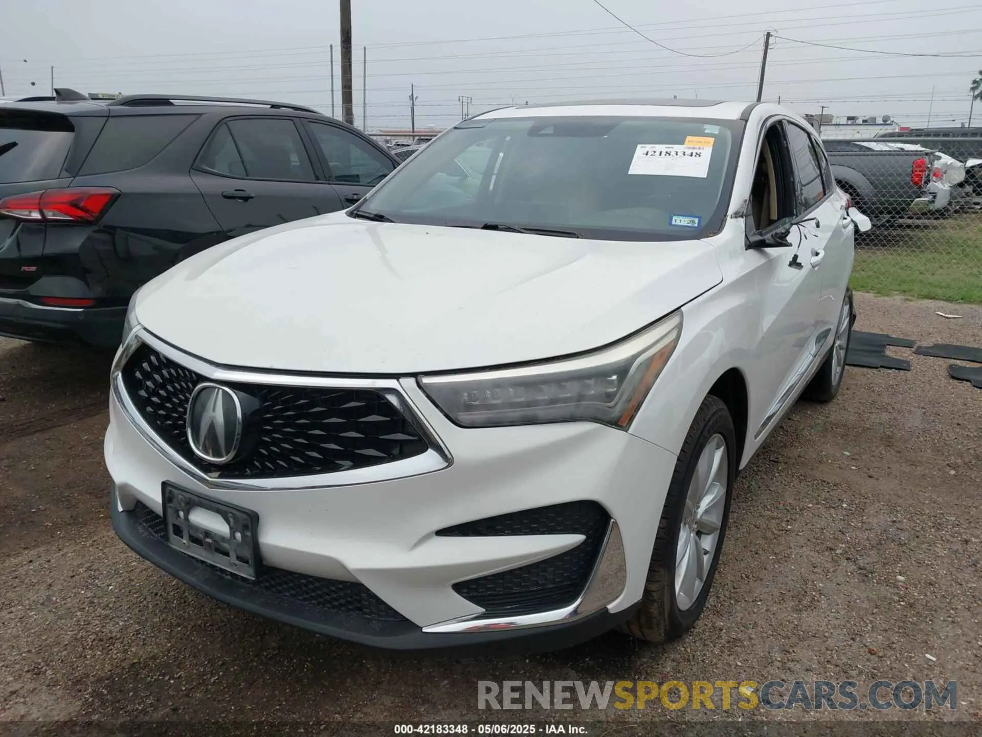 2 fotografías del automóvil dañado 5J8TC1H36LL008326 ACURA RDX 2020
