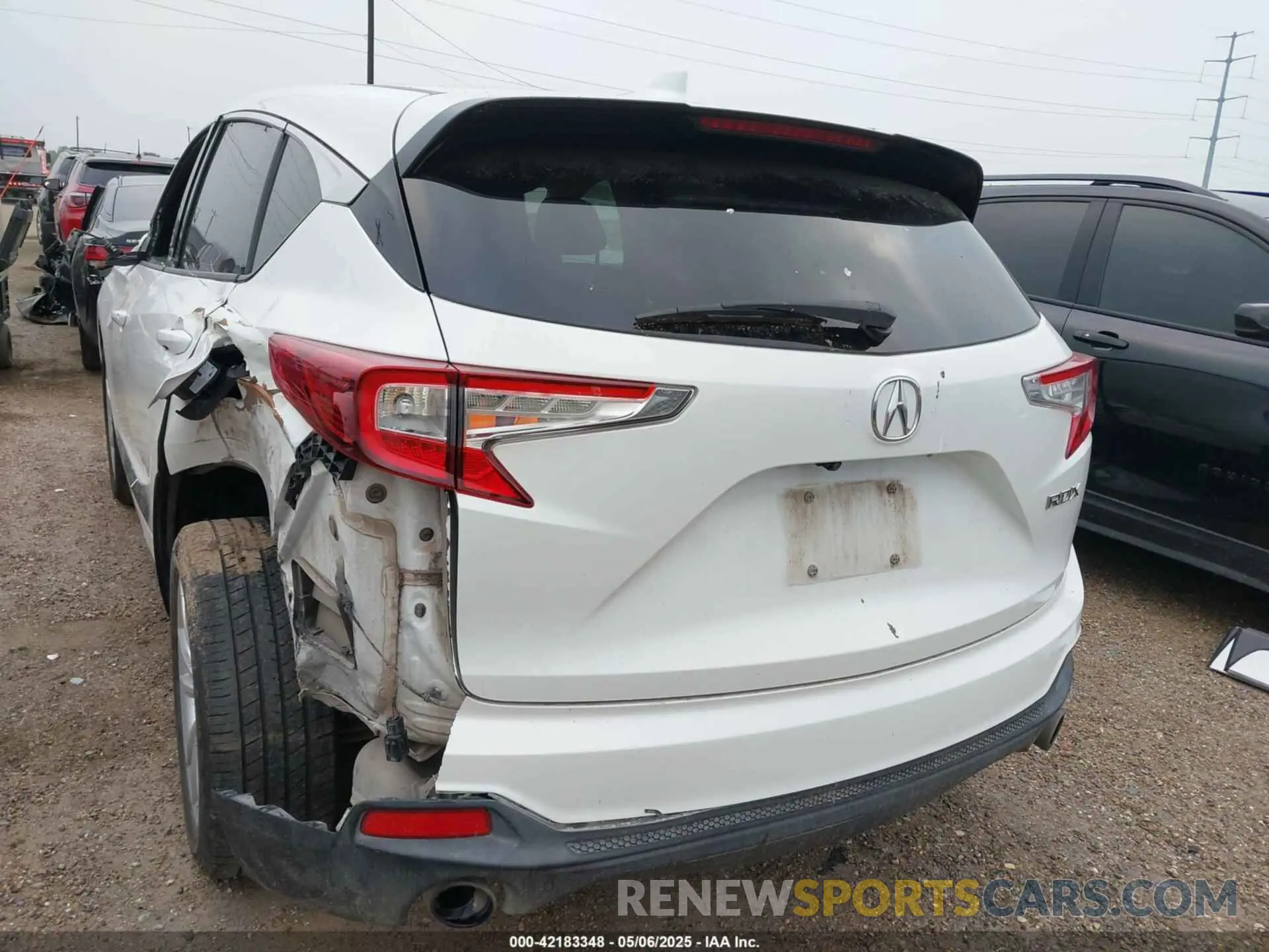 3 fotografías del automóvil dañado 5J8TC1H36LL008326 ACURA RDX 2020