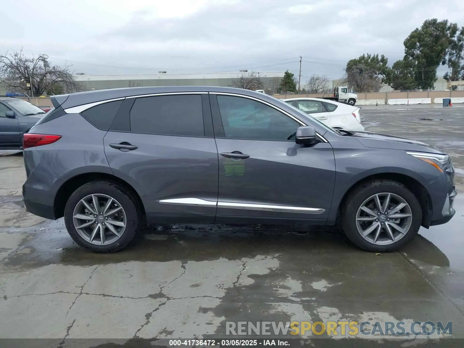 13 fotografías del automóvil dañado 5J8TC1H58LL012668 ACURA RDX 2020