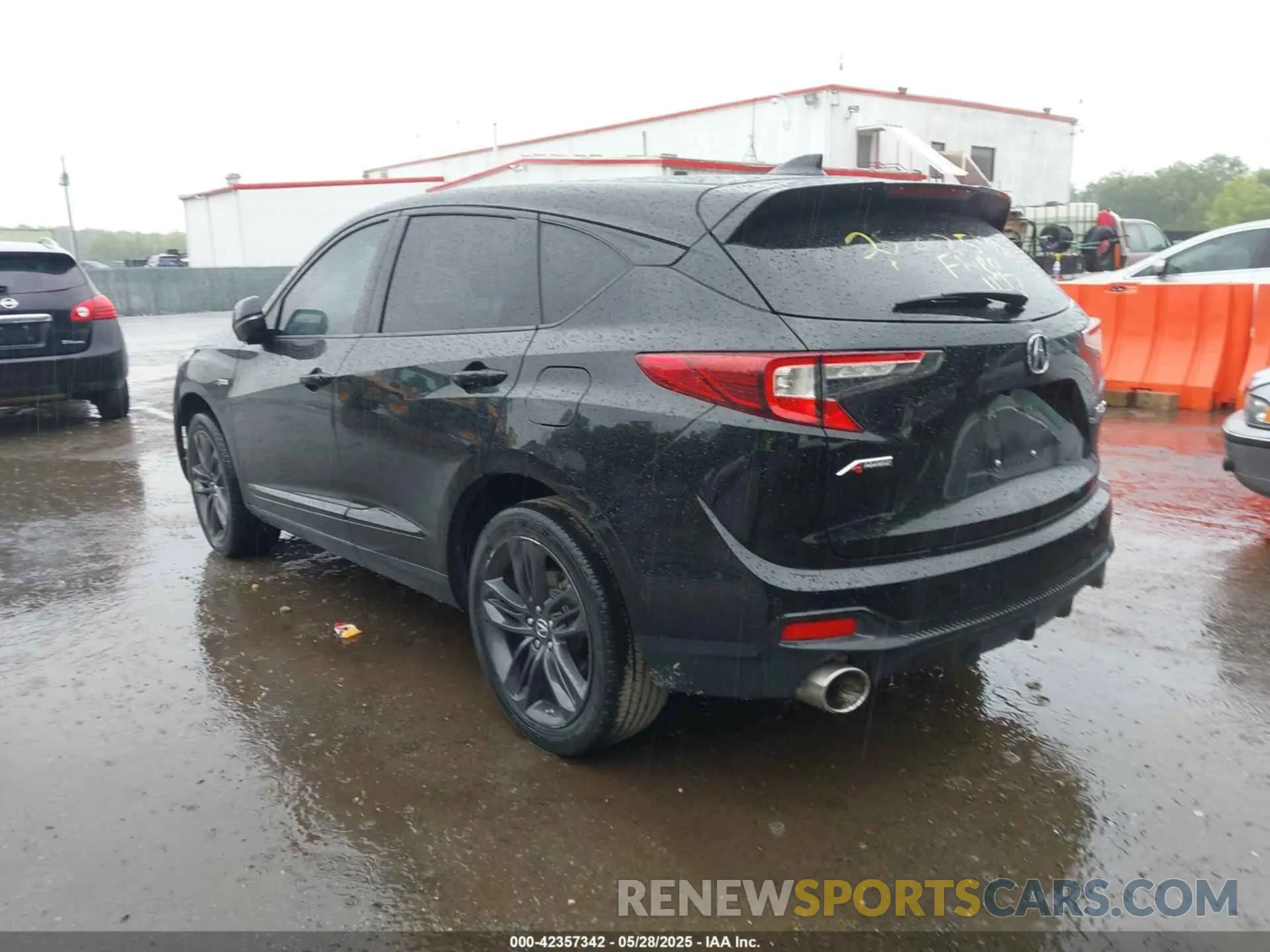 3 fotografías del automóvil dañado 5J8TC1H69LL016530 ACURA RDX 2020