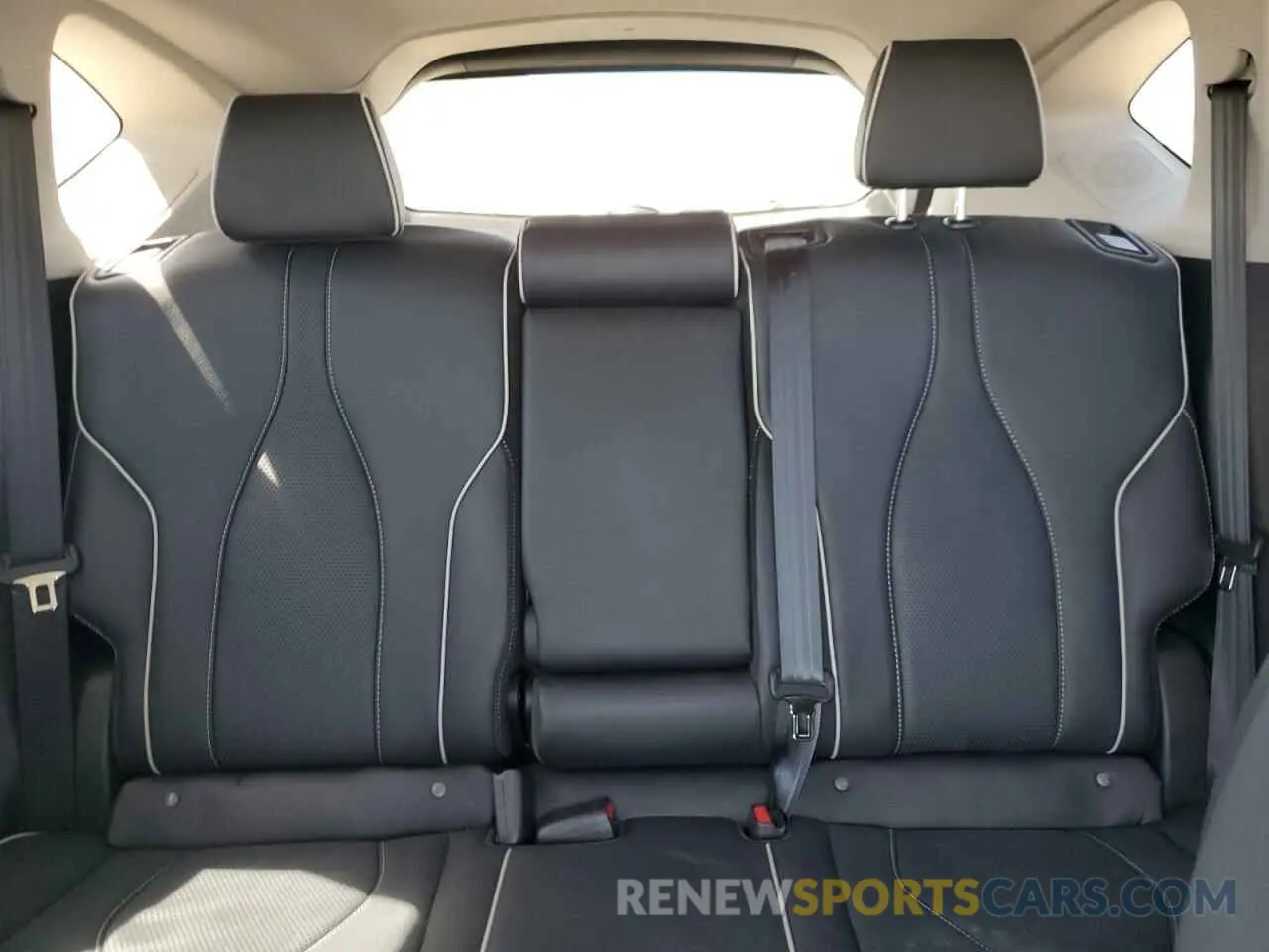 10 fotografías del automóvil dañado 5J8TC1H71LL020970 ACURA RDX 2020