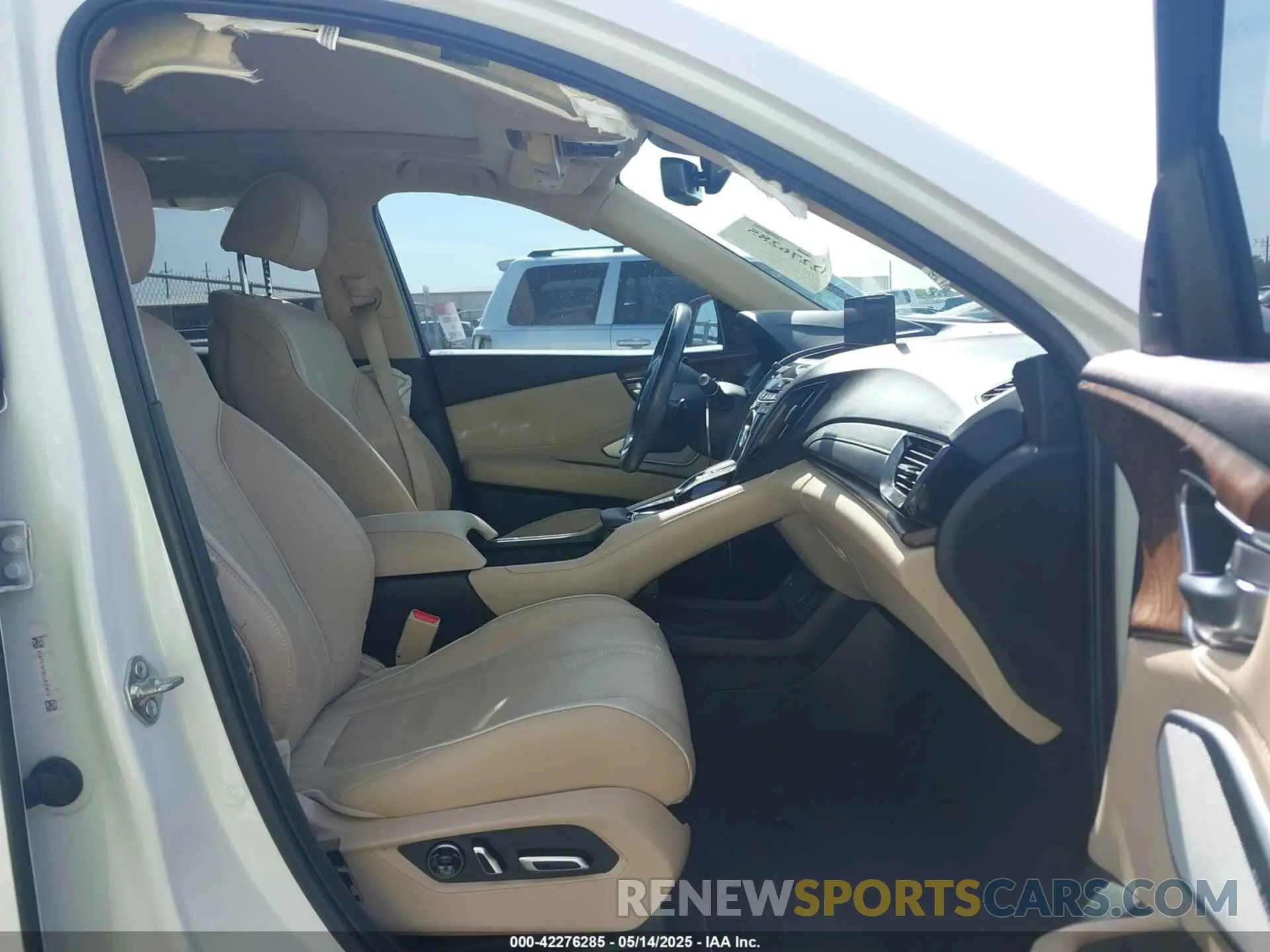 5 fotografías del automóvil dañado 5J8TC1H78LL017872 ACURA RDX 2020