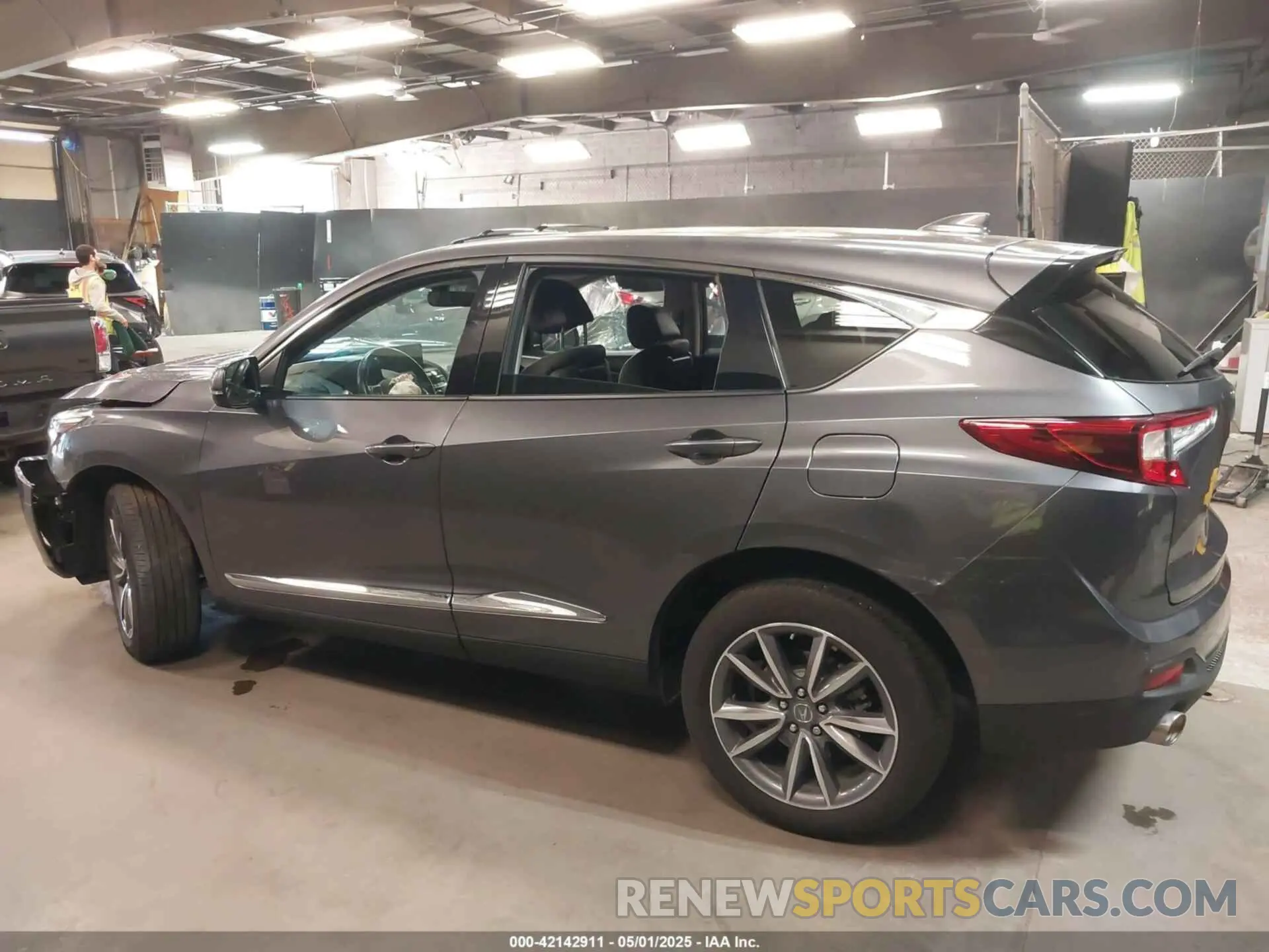 13 fotografías del automóvil dañado 5J8TC2H53LL026919 ACURA RDX 2020