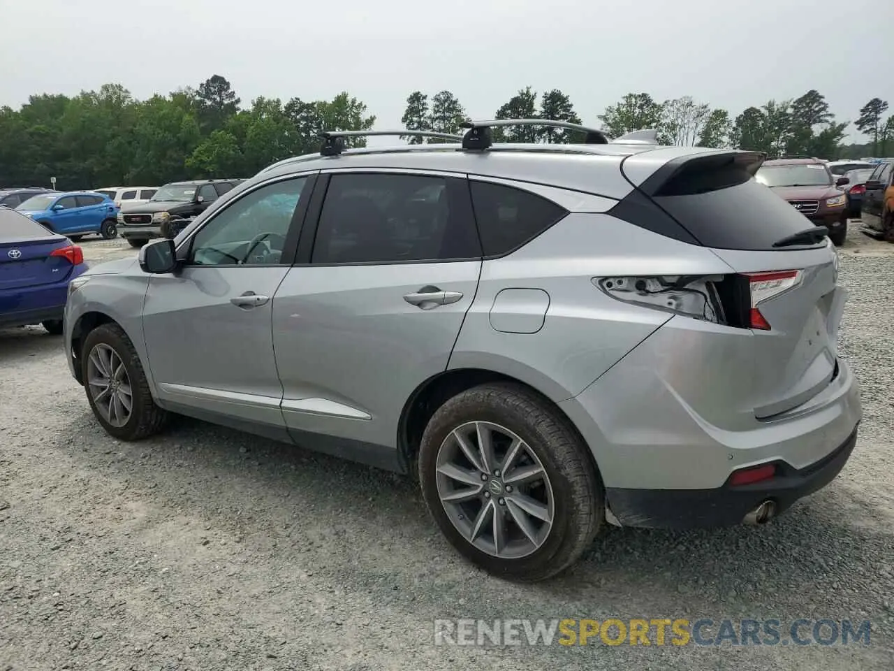 2 fotografías del automóvil dañado 5J8TC2H54LL002158 ACURA RDX 2020