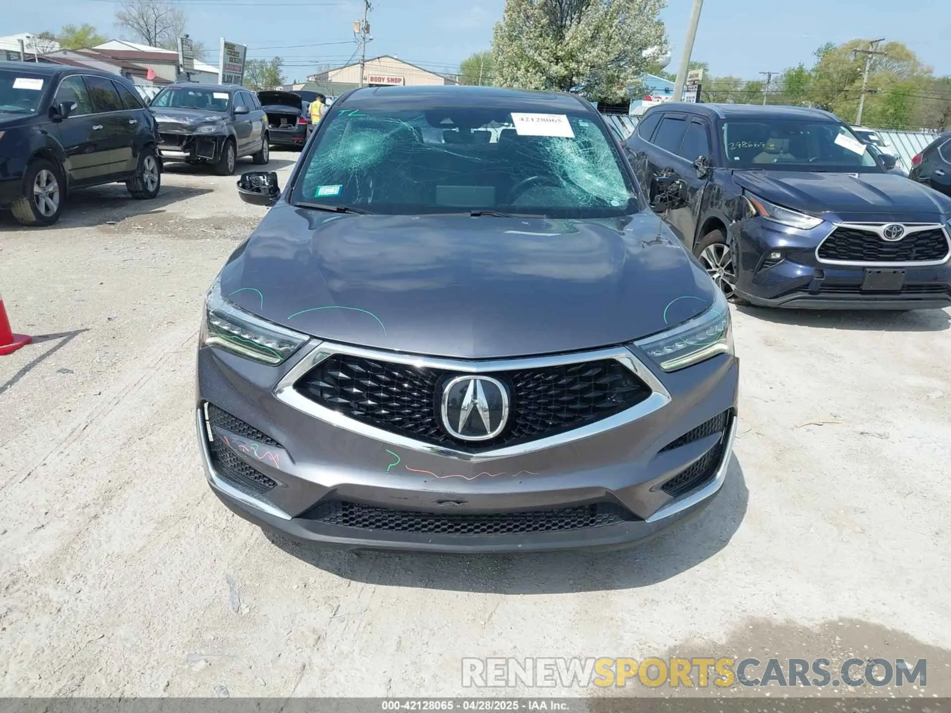 12 fotografías del automóvil dañado 5J8TC2H56LL033931 ACURA RDX 2020