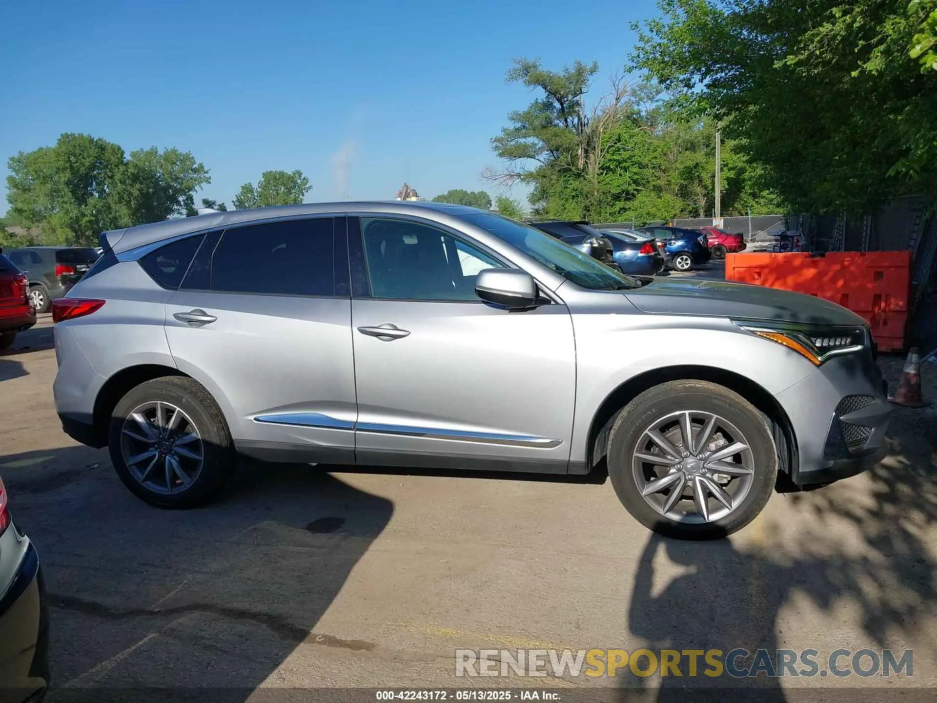 15 fotografías del automóvil dañado 5J8TC2H5XLL017439 ACURA RDX 2020