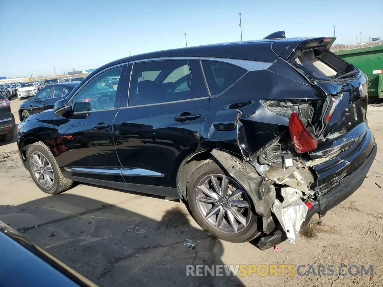 2 fotografías del automóvil dañado 5J8TC2H5XLL021863 ACURA RDX 2020