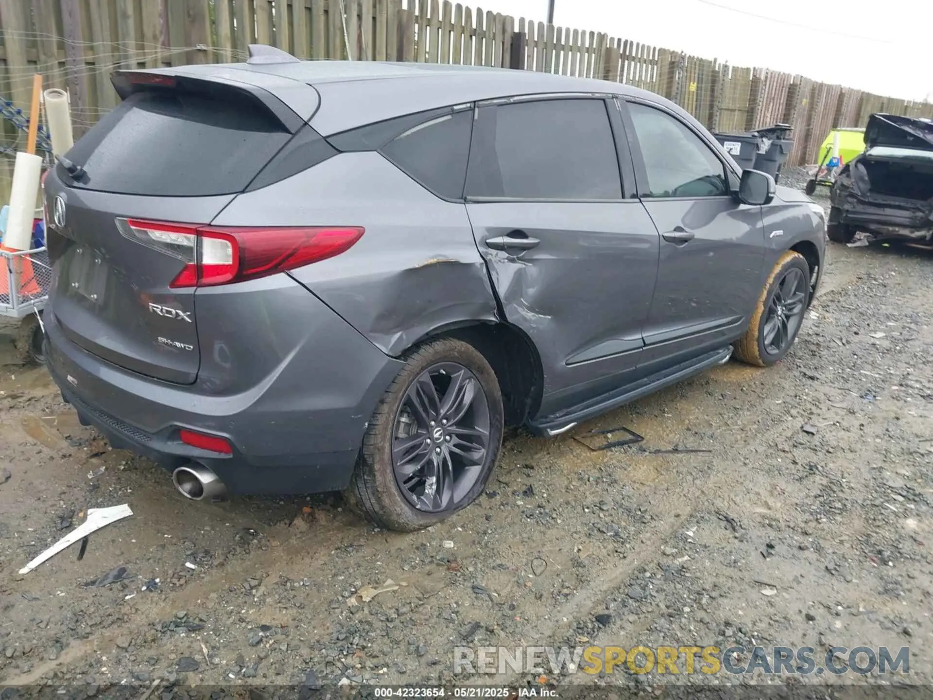 4 fotografías del automóvil dañado 5J8TC2H65LL035338 ACURA RDX 2020