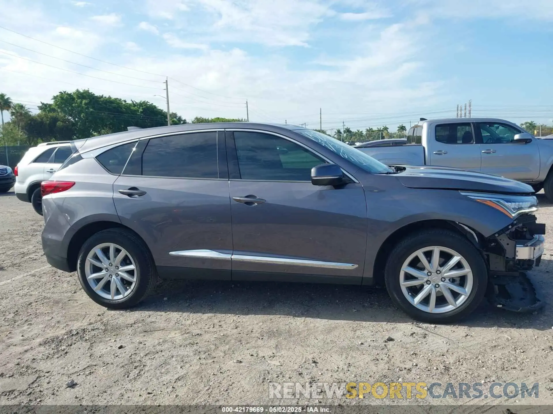 14 fotografías del automóvil dañado 5J8TC1H32ML001584 ACURA RDX 2021