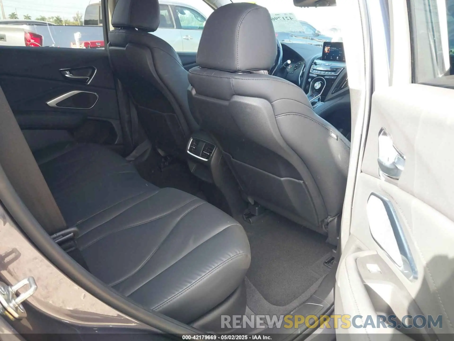 8 fotografías del automóvil dañado 5J8TC1H32ML001584 ACURA RDX 2021